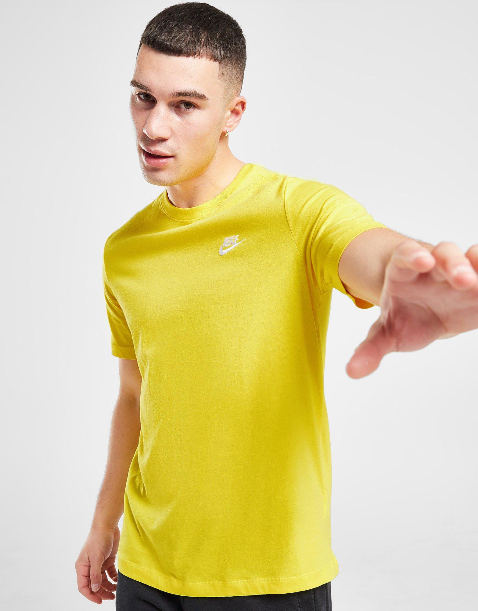 Tee shirt shop jaune nike