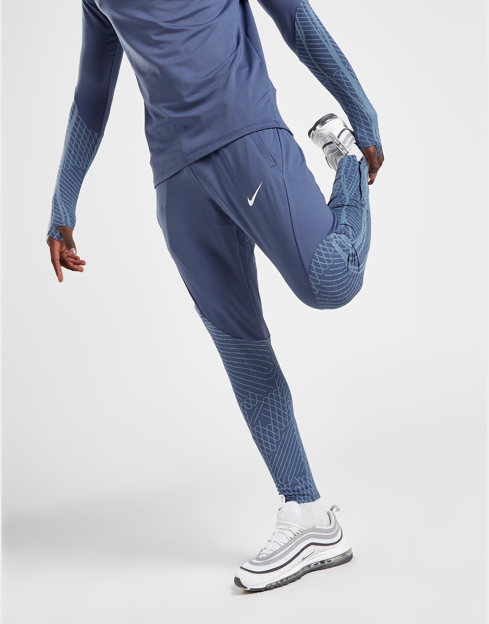 Nike Tottenham Hotspur Strike 21/22 Junior Track Suit Blue