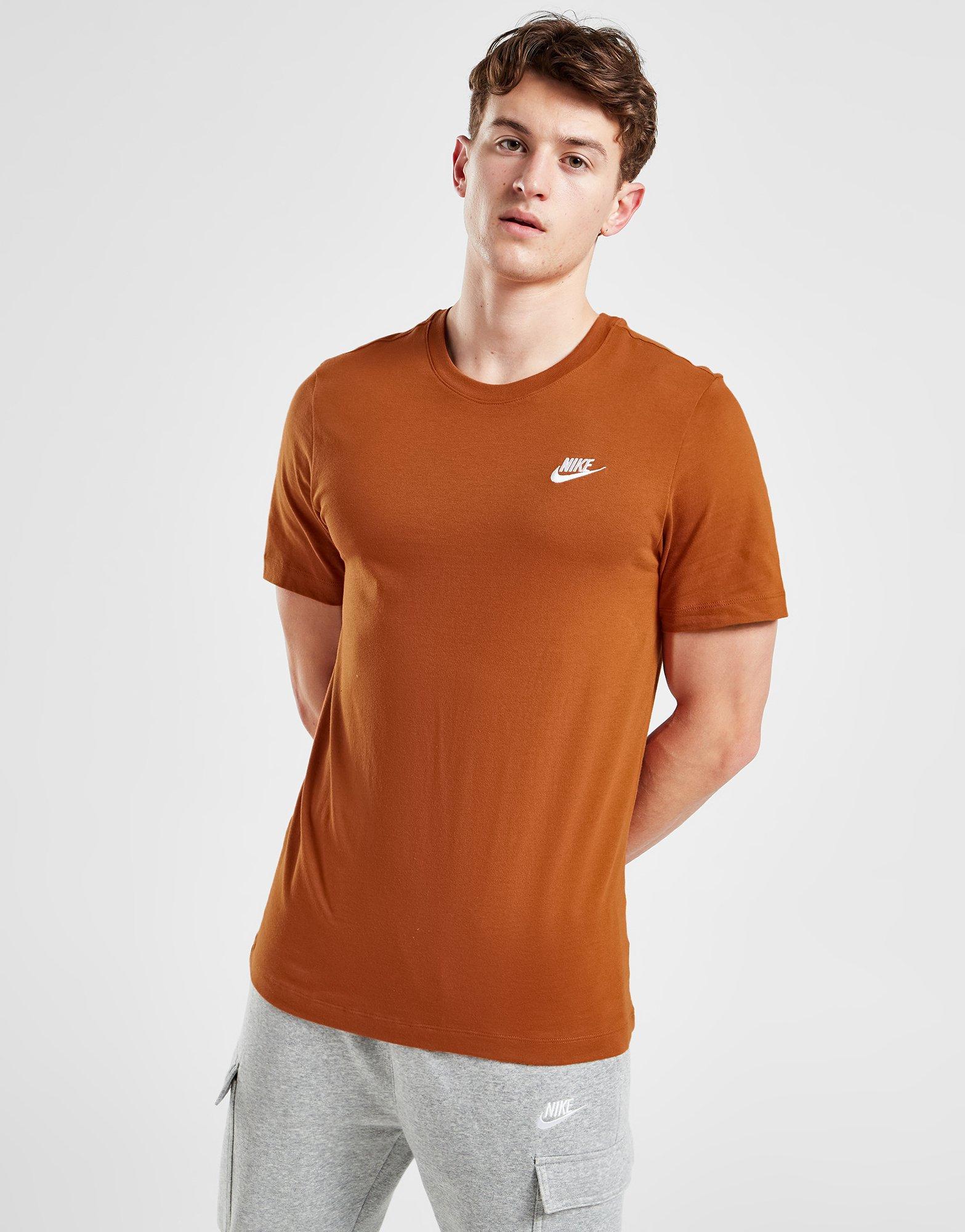 Nike Sportswear Club T-Shirt