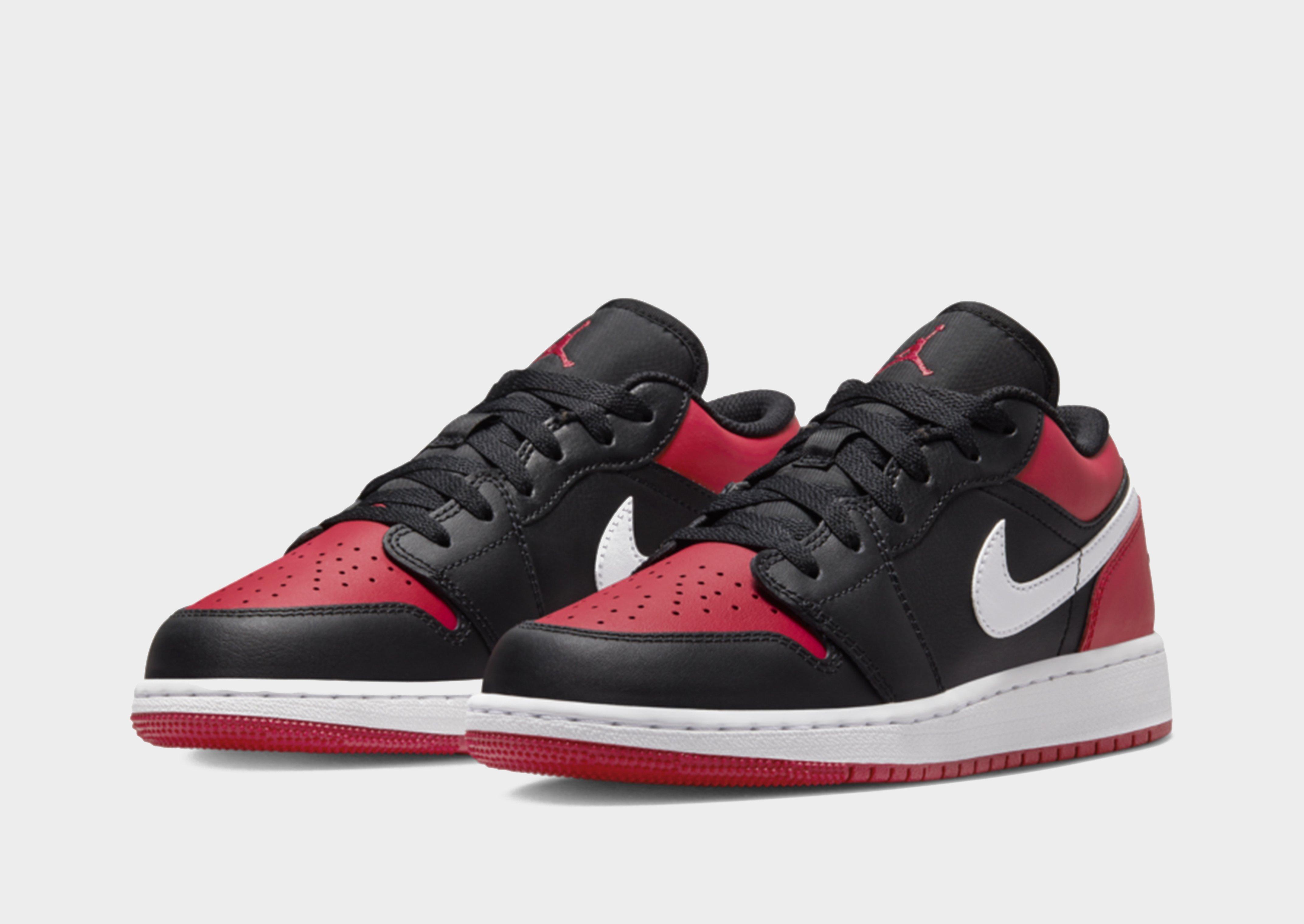 Air jordan low rouge et noir new arrivals