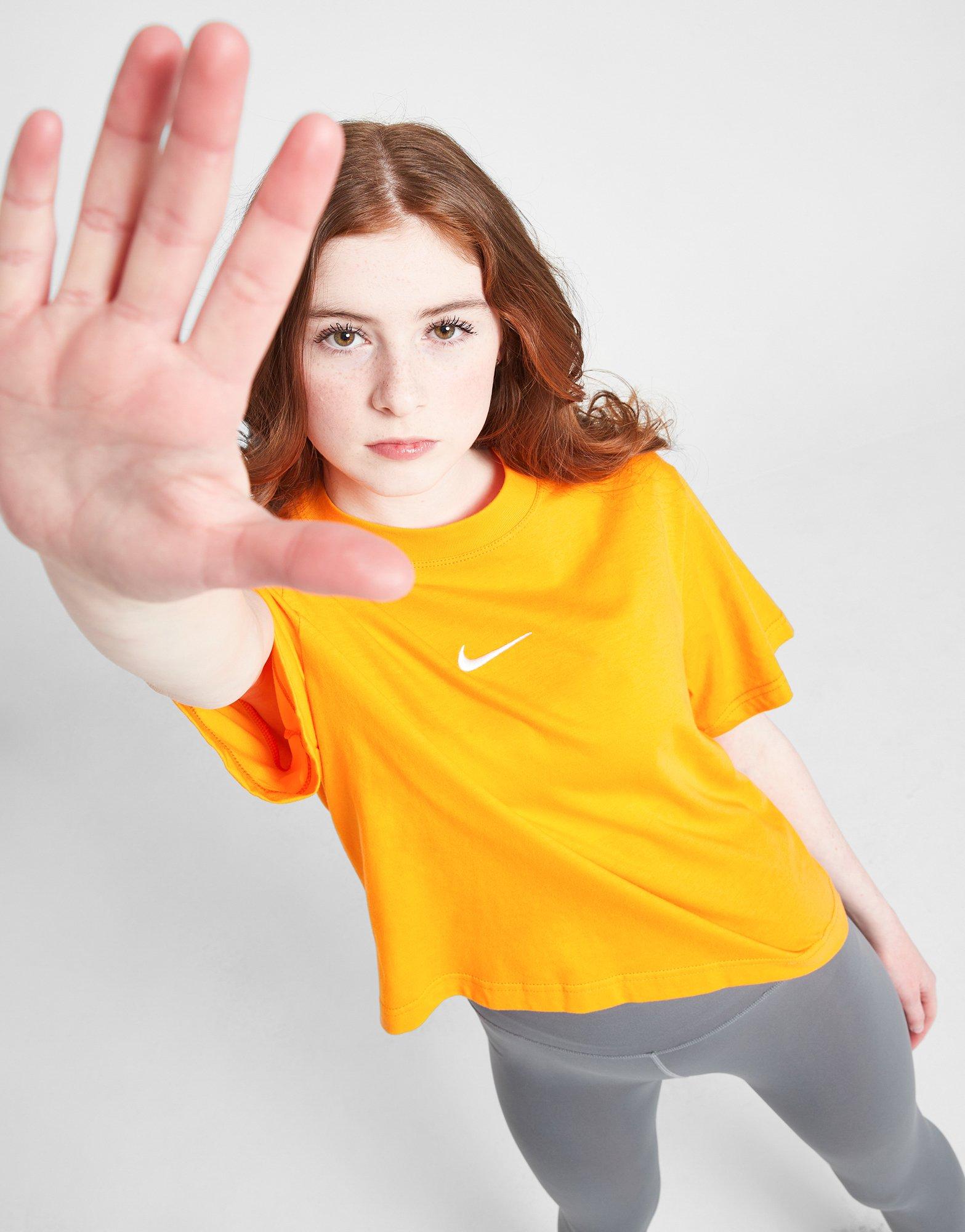 nike boyfriend t shirt orange