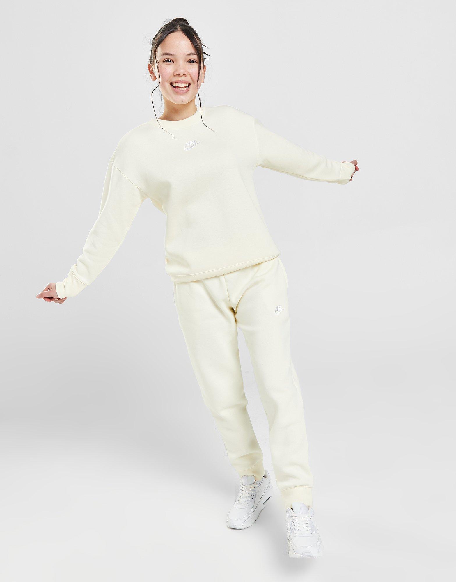 Nike Girls' Club Fleece Boyfriend Sweatshirt Junior