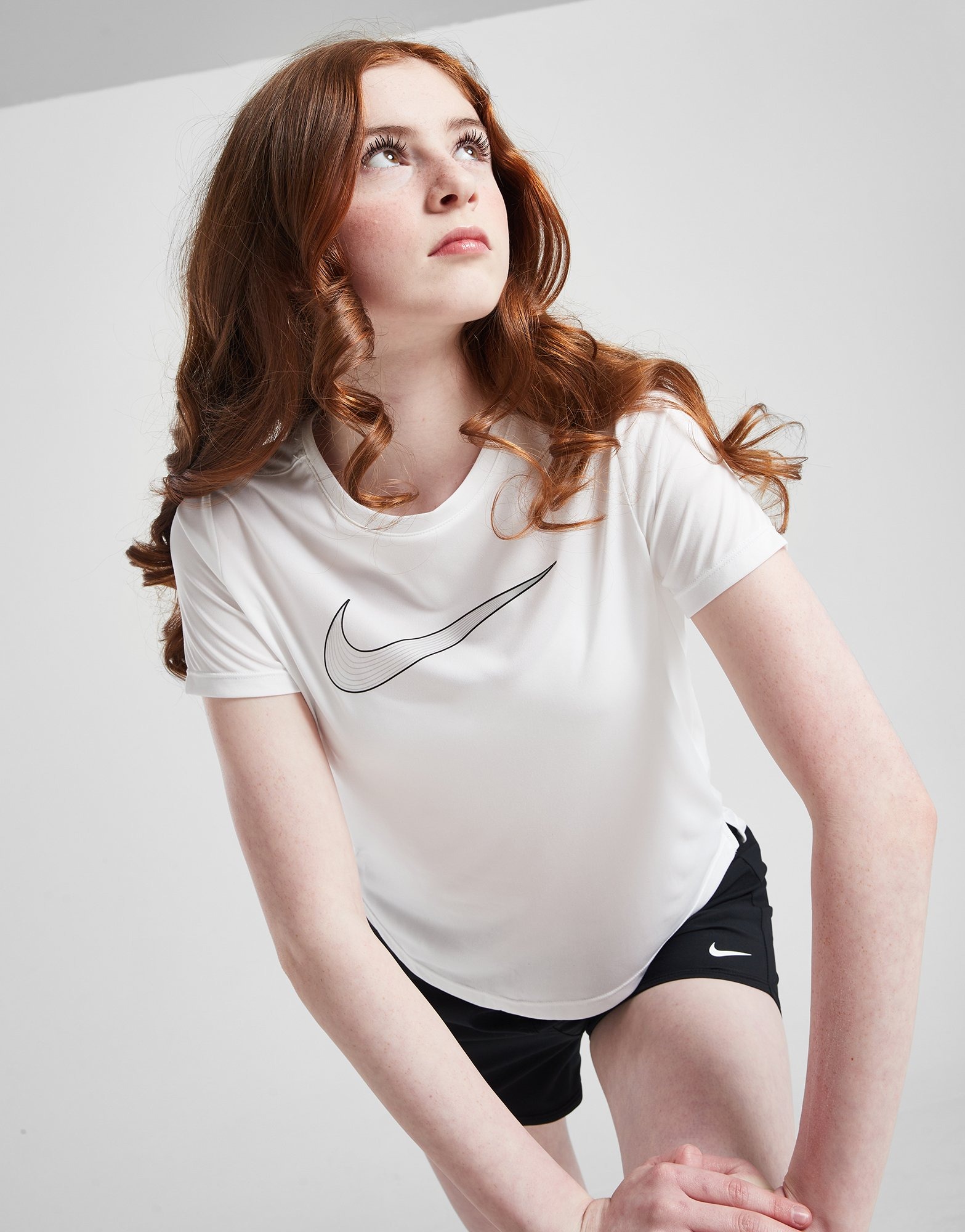 Nike Fitness DriFIT One TShirt Junior in Bianco JD Sports