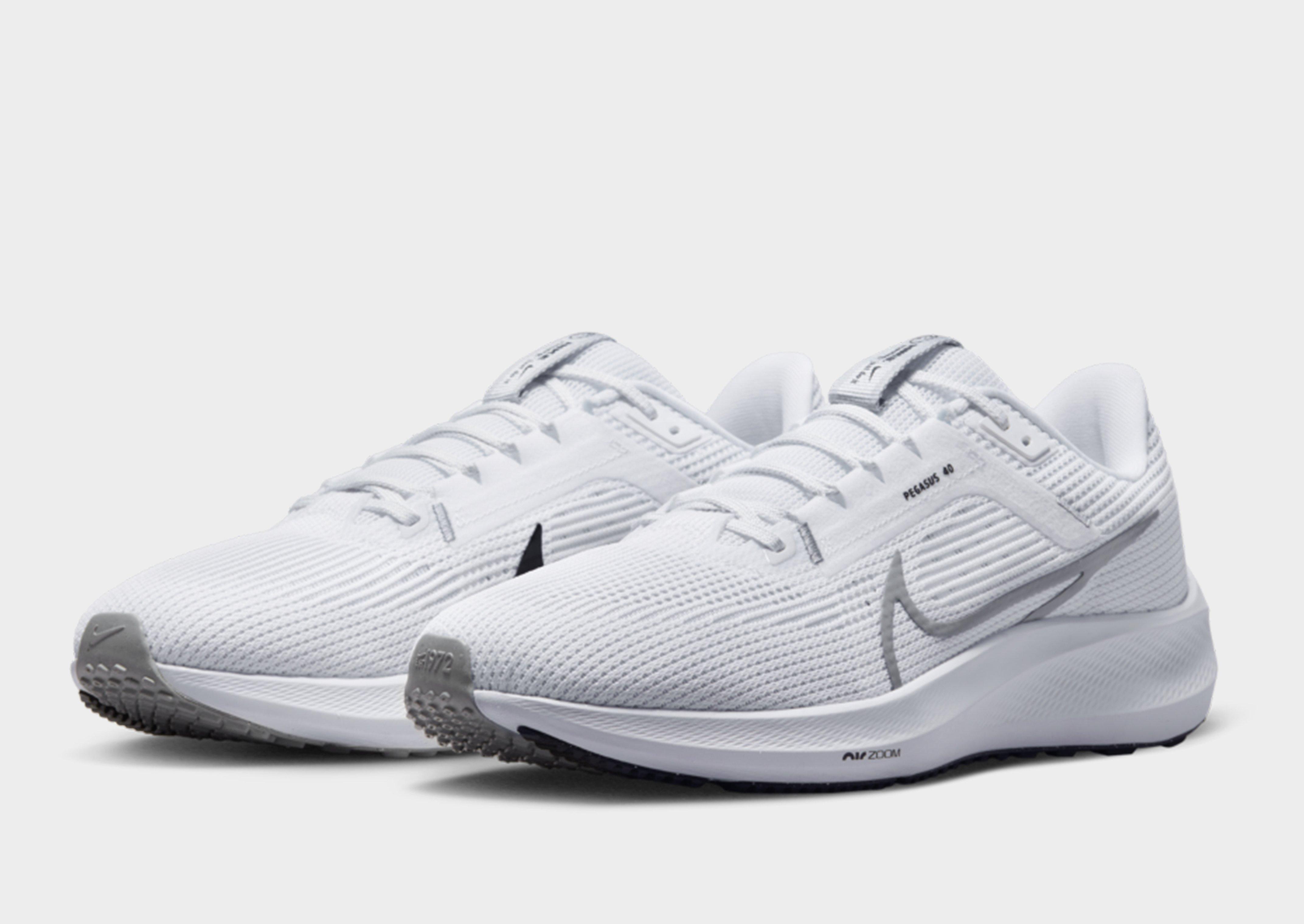 White Nike Pegasus 40 JD Sports