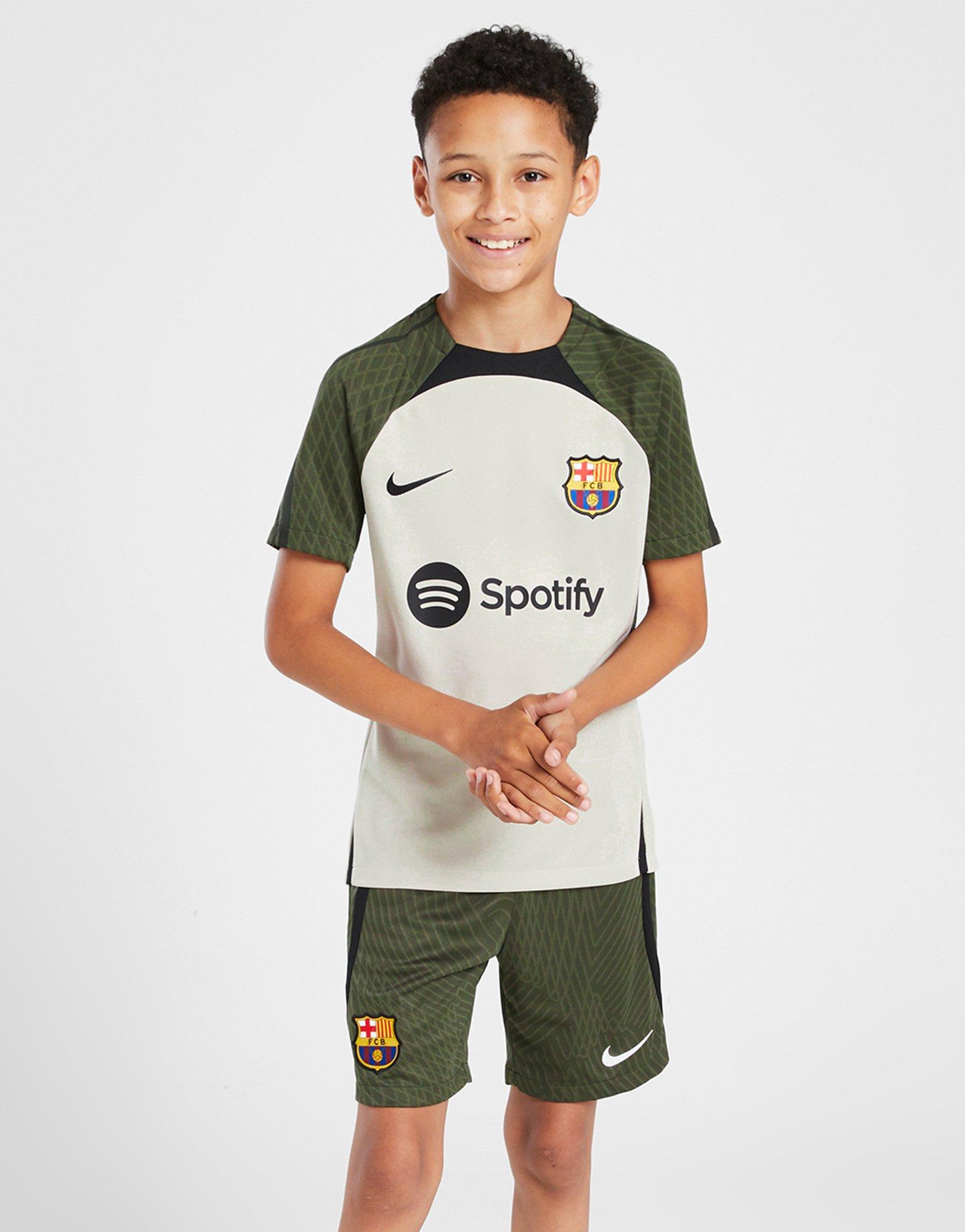 barst Steen Tutor White Nike FC Barcelona Strike T-Shirt Junior | JD Sports Global