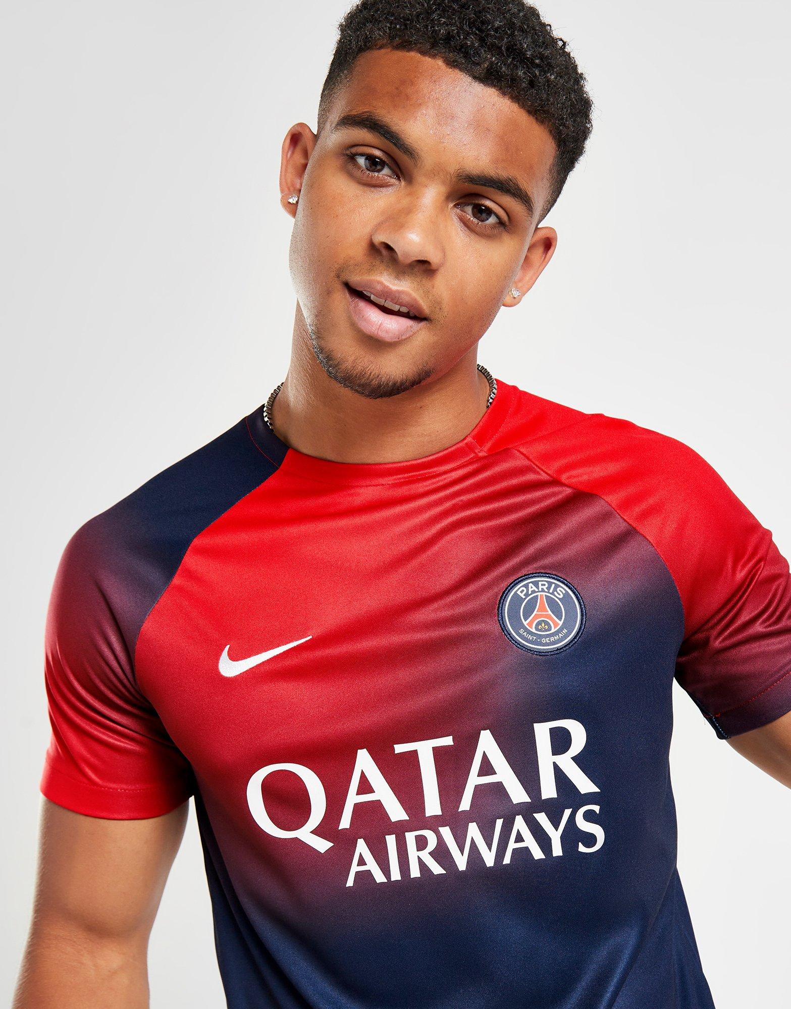 Paris Saint-Germain Academy Pro Men's Nike Dri-FIT Pre-Match Soccer Top.