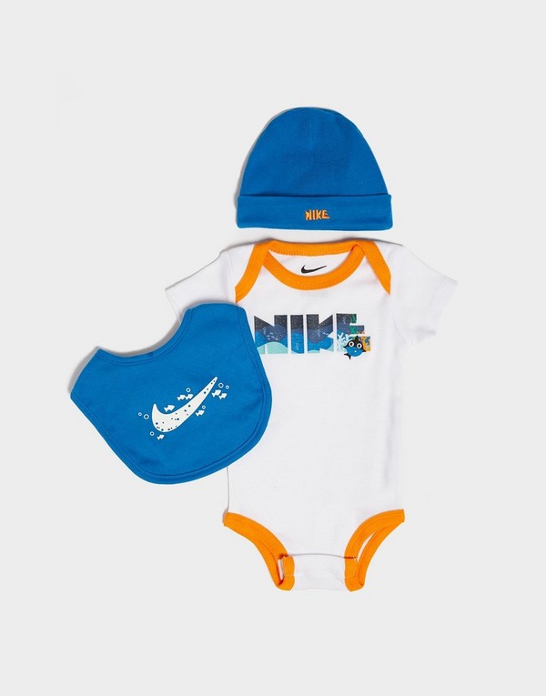 Nike 3 Piece Mütze, Babygrow And Bib Set Baby