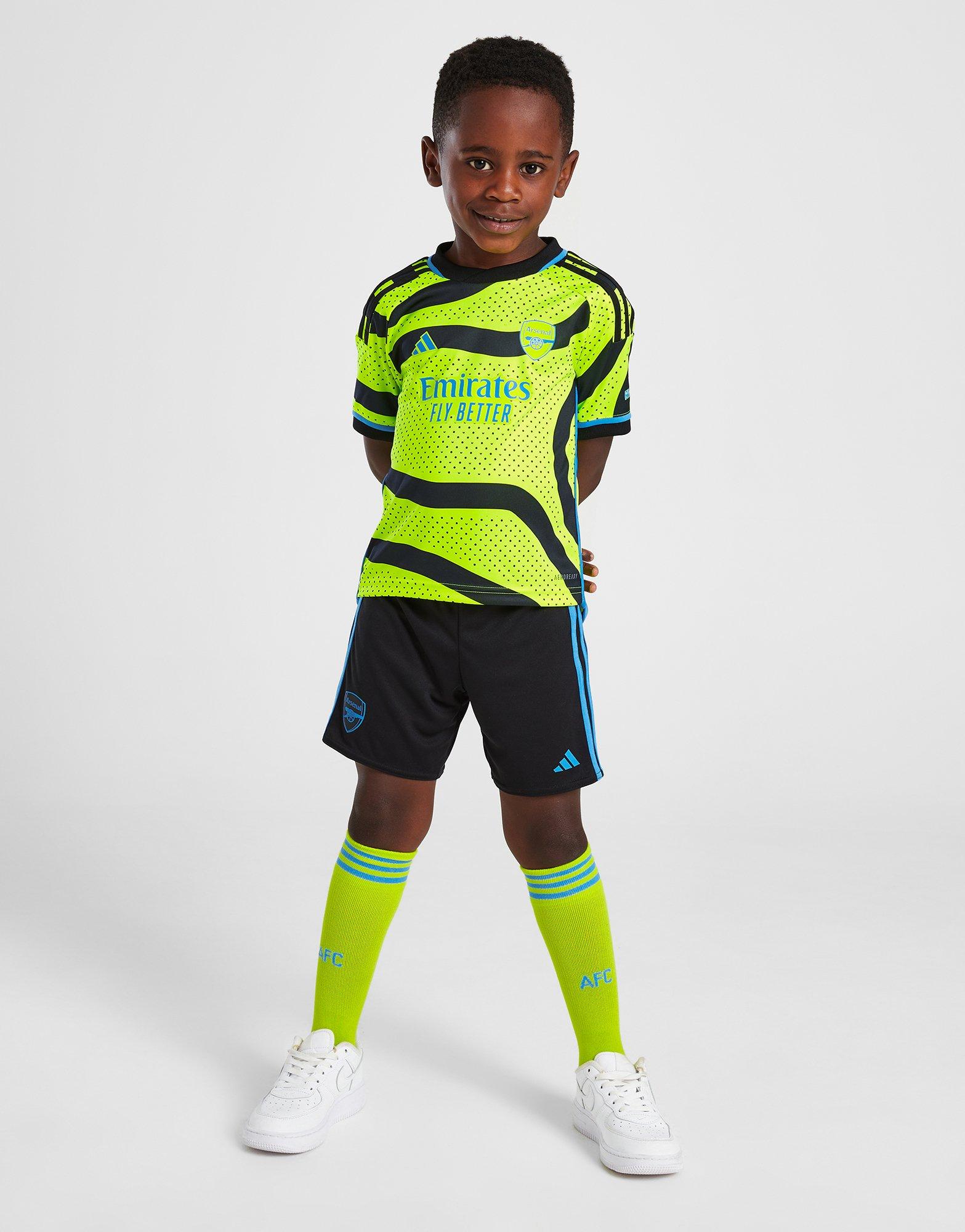 Arsenal boys sales football kit