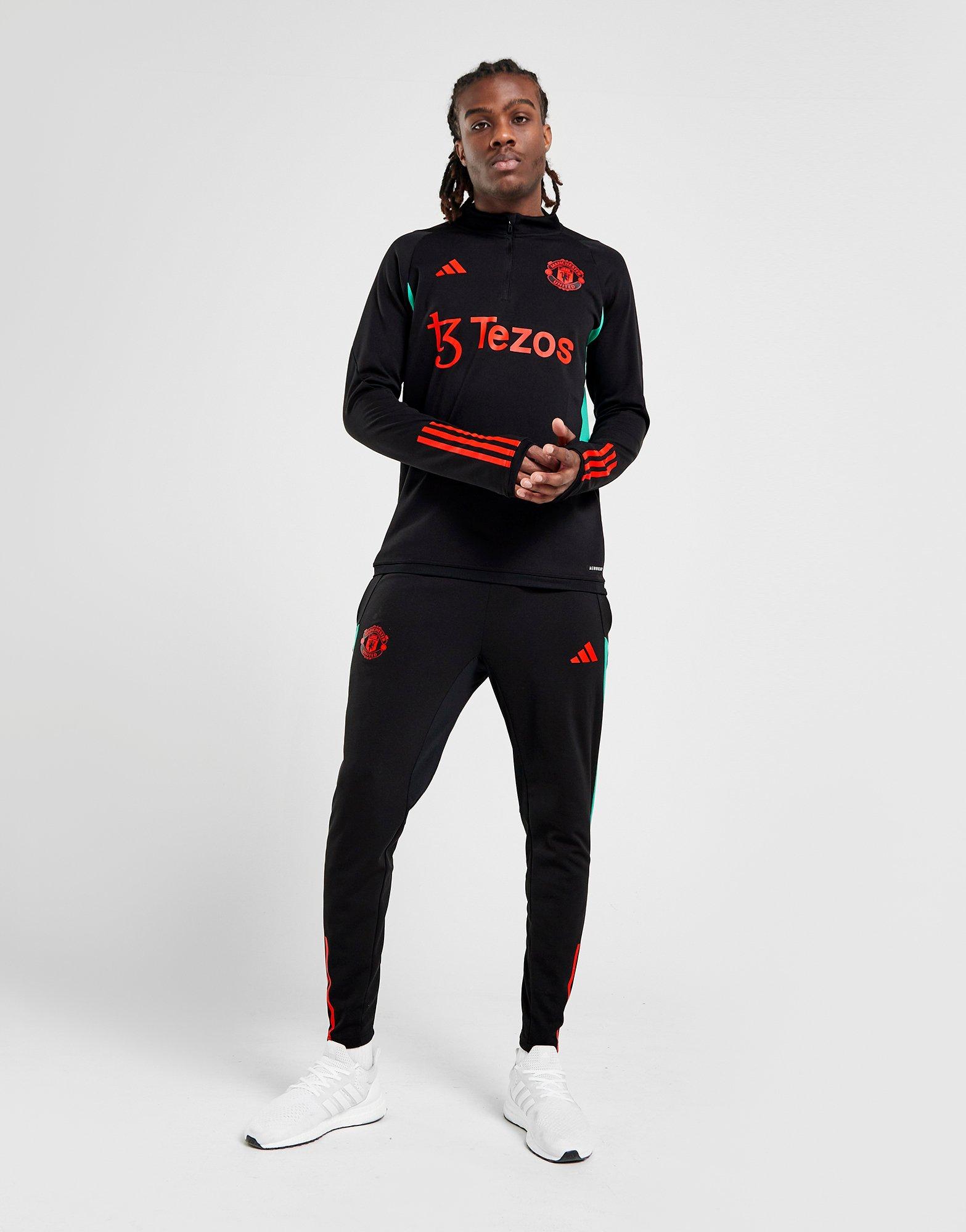 Man utd store training tracksuit