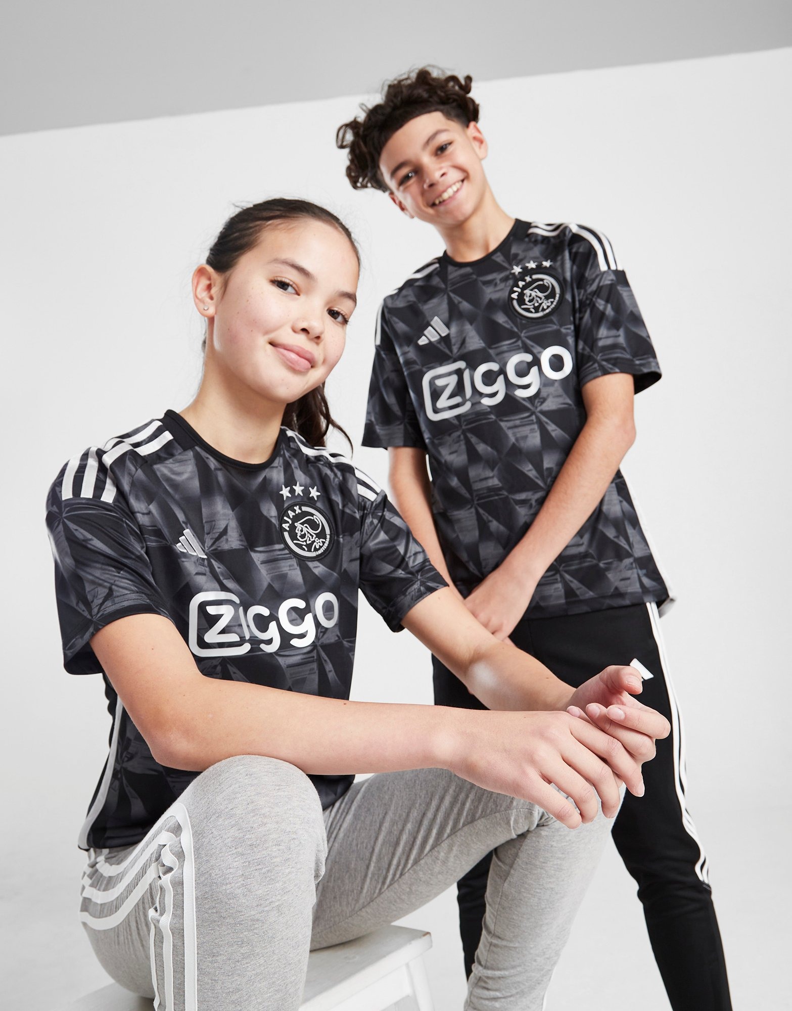 adidas Ajax 21/22 Third Mini Kit Black