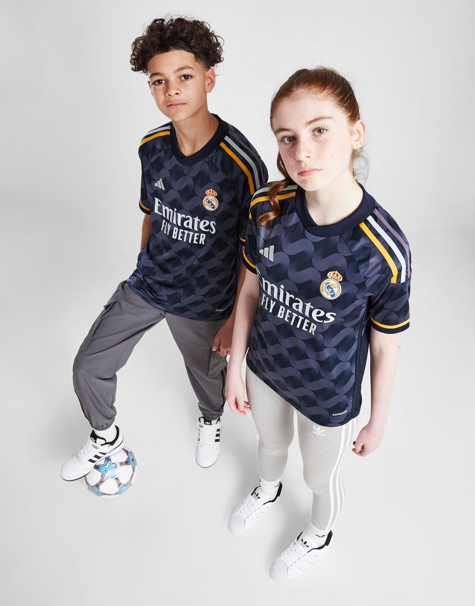 Maillot Football - Real Madrid - Accessoires 2023/2024 - domicile et  extérieur - JD Sports France