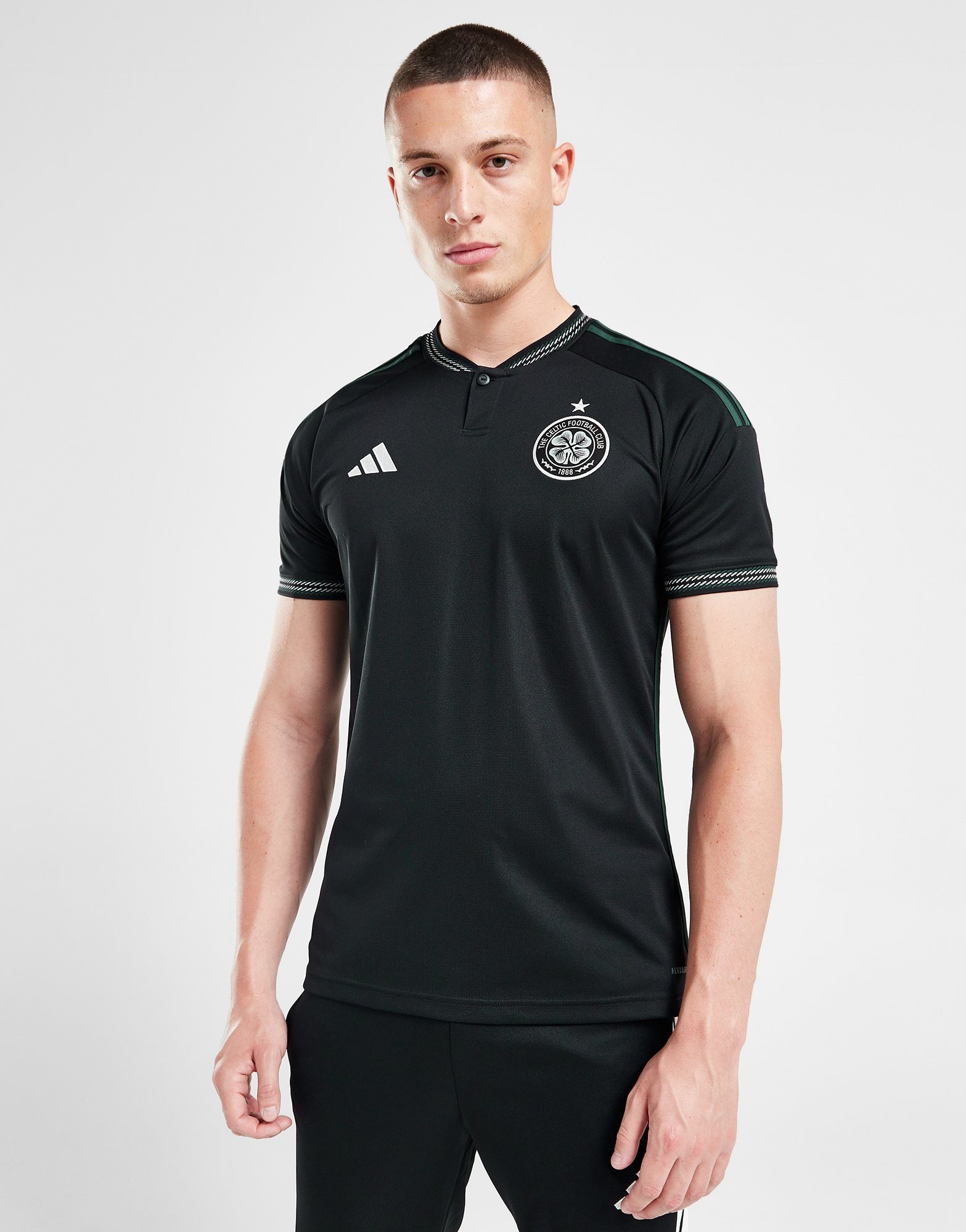 Celtic away kit for 22/23 season throws back to their Umbro days – Thick  Accent