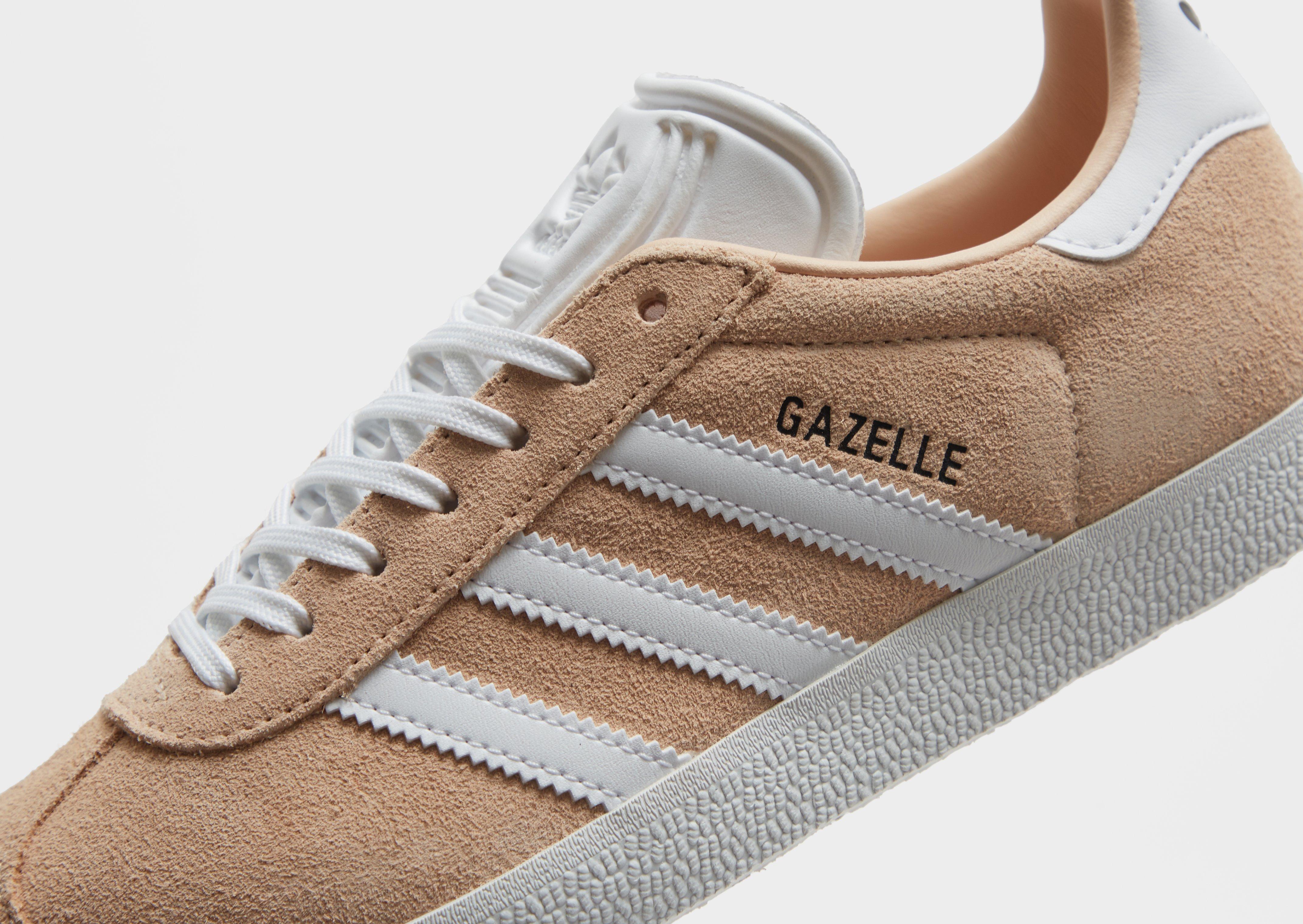 Adidas originals womens gazelle trainers outlet ash pearl / white