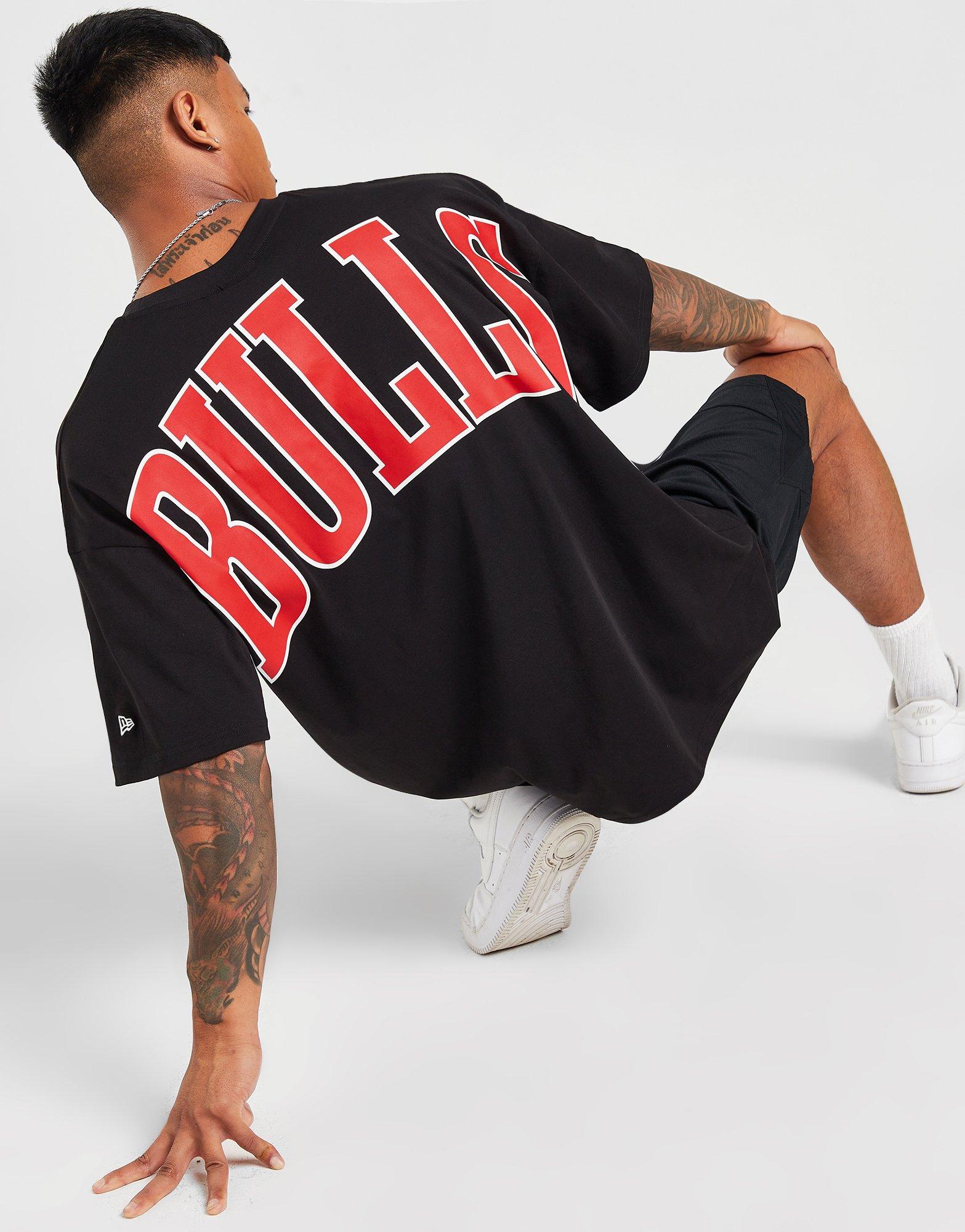 Chicago Bulls NBA Infill Logo Black Oversized T-Shirt