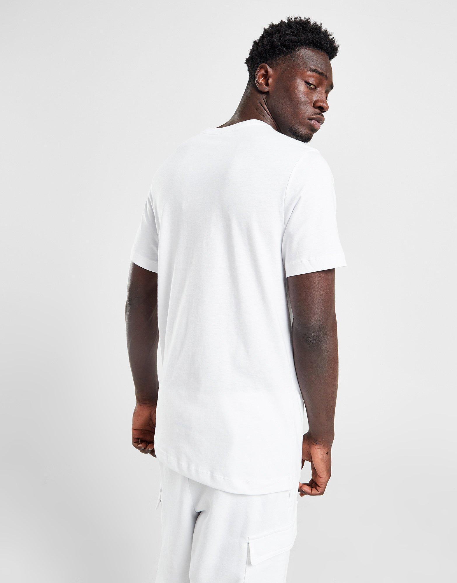 Nike Signature Swoosh T-Shirt