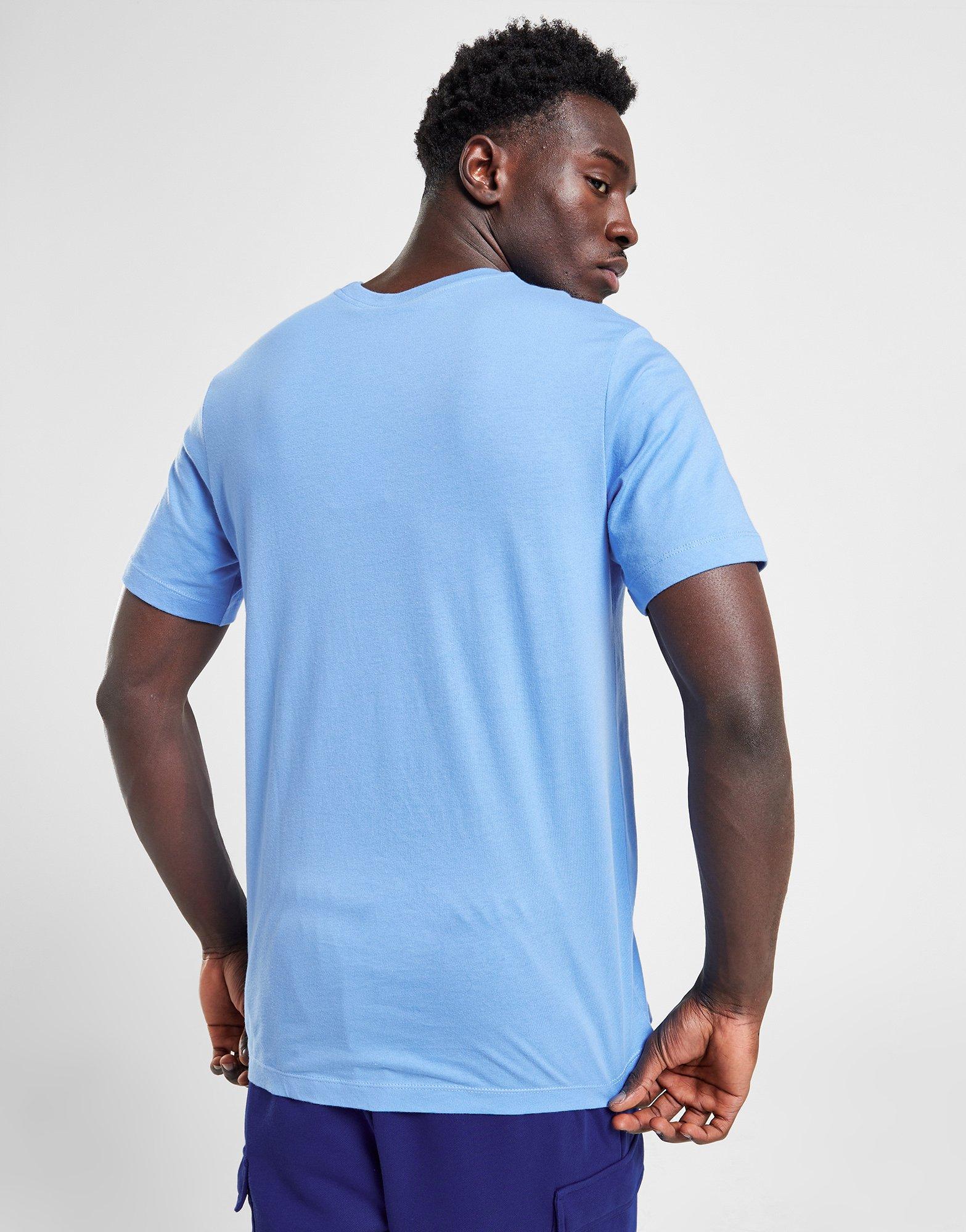 Nike Signature Swoosh T-Shirt