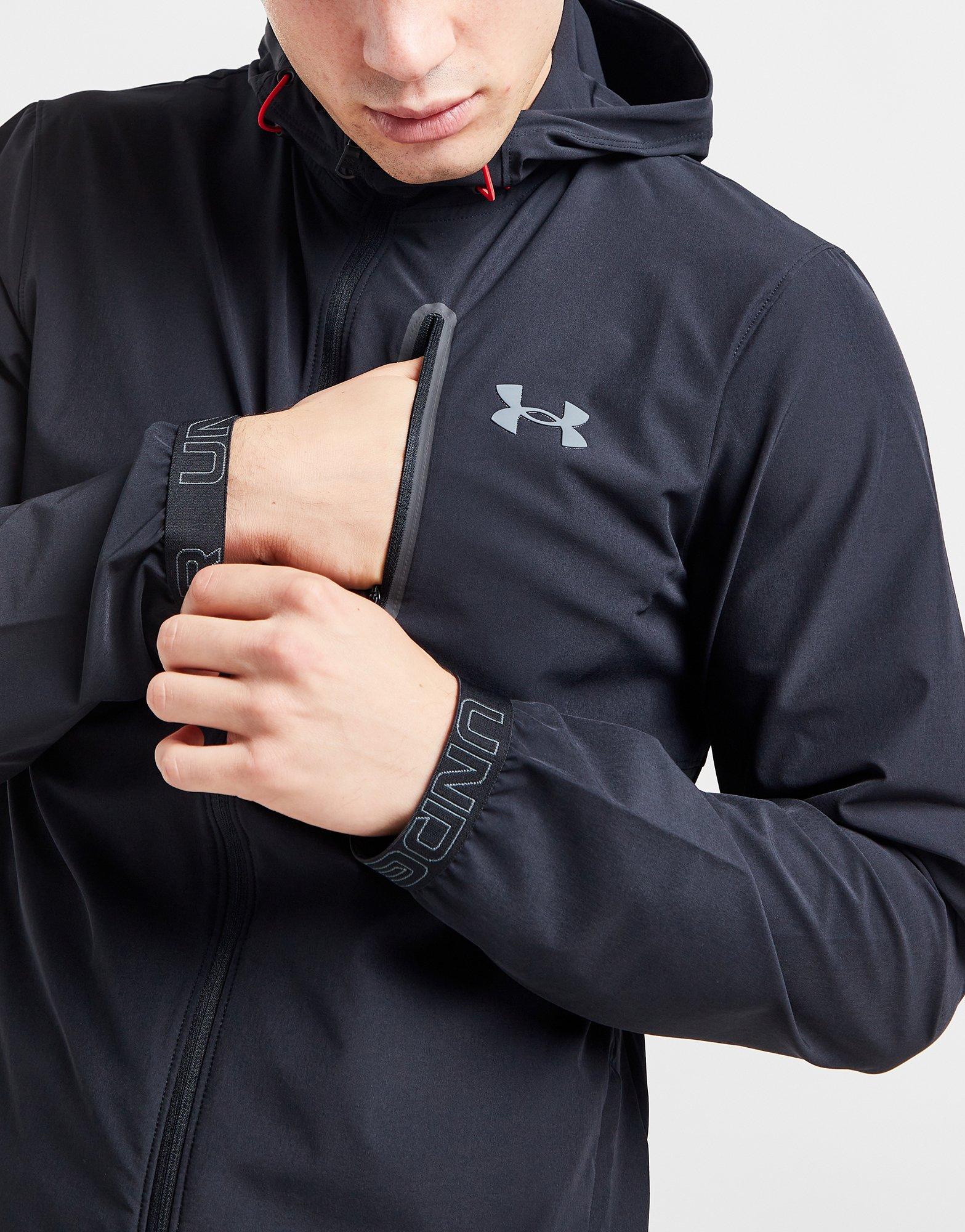 Under Armour chaqueta de chándal Vanish Woven en Negro