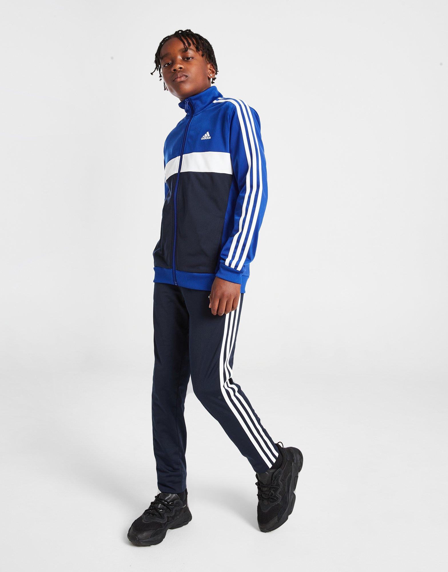 adidas Essentials 3-Streifen Tiberio Trainingsanzug Weiss - JD Sports  Deutschland