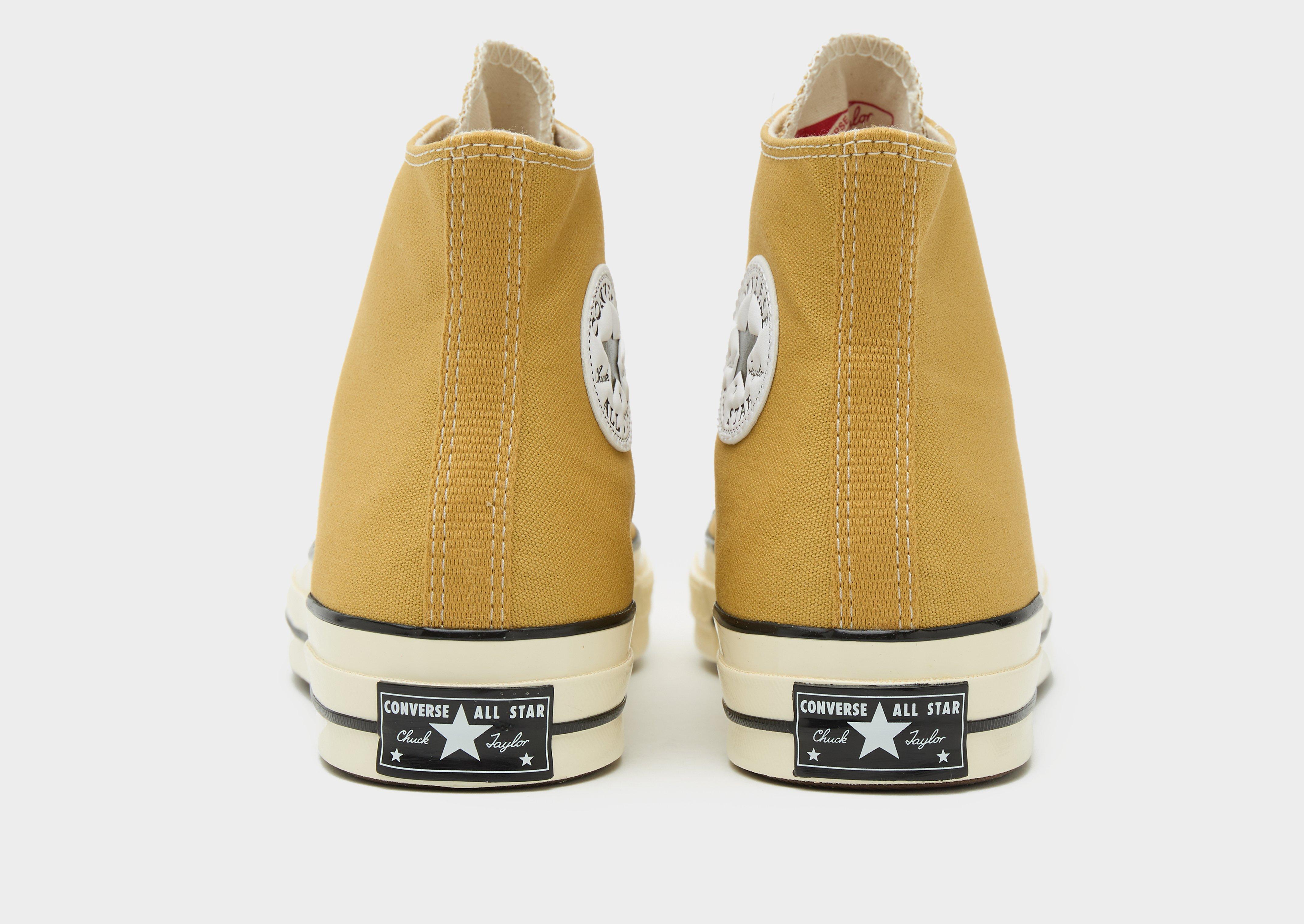 Mens yellow hot sale chuck taylors