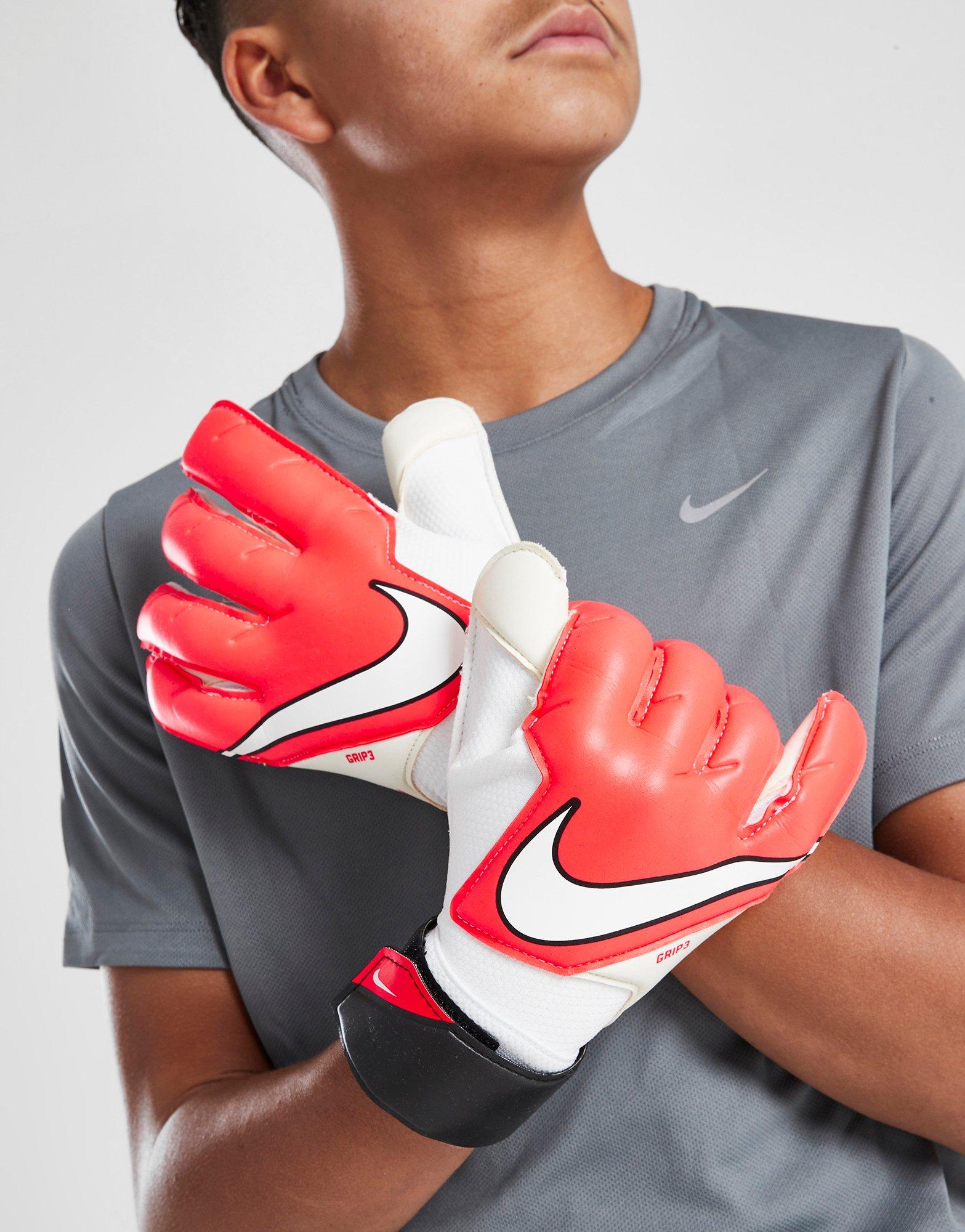 Grip hot sale 3 nike