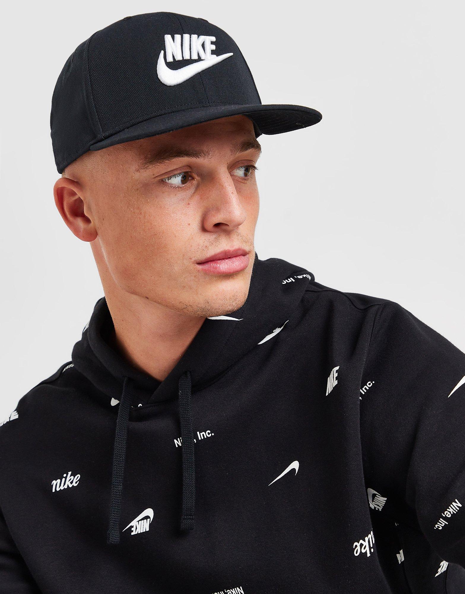 Nike cap hot sale sportswear