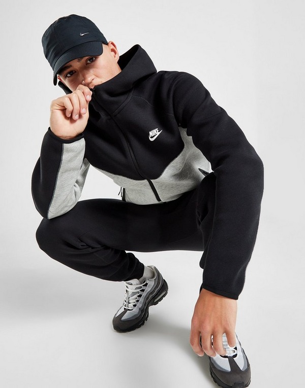 Conjunto Nike Tech Fleece Black/Grey