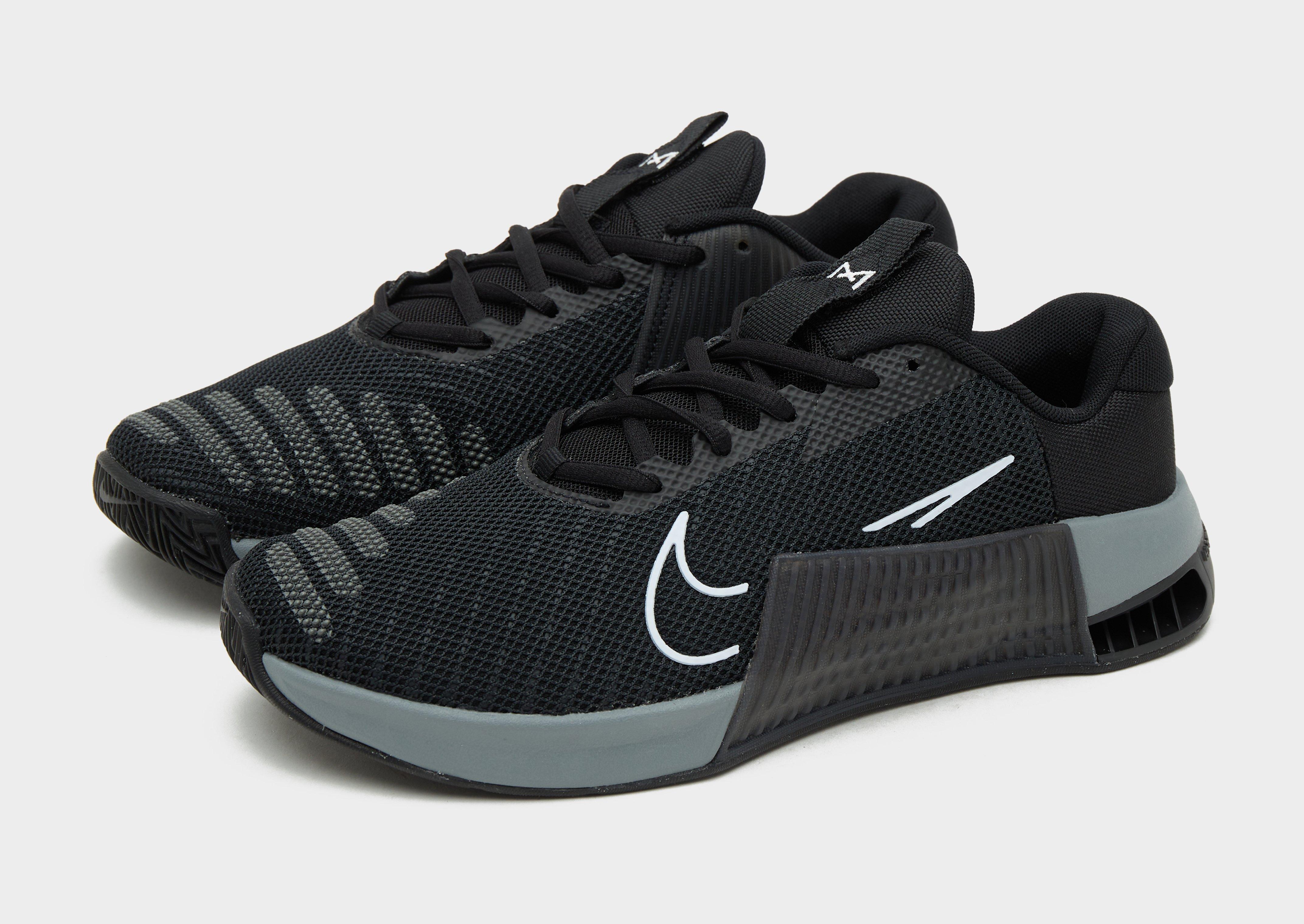 Nike metcon noir hot sale