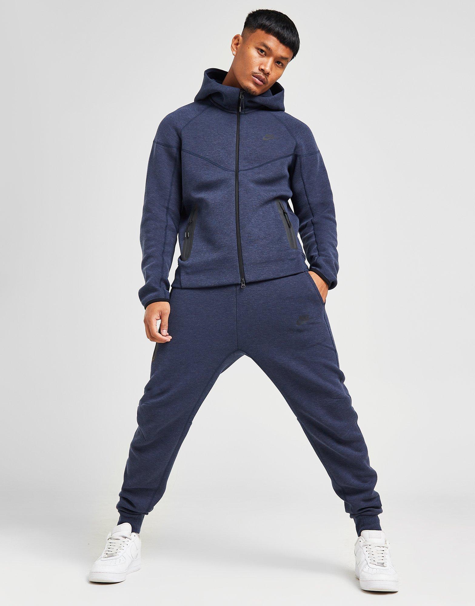 Jd sports best sale nike tech joggers