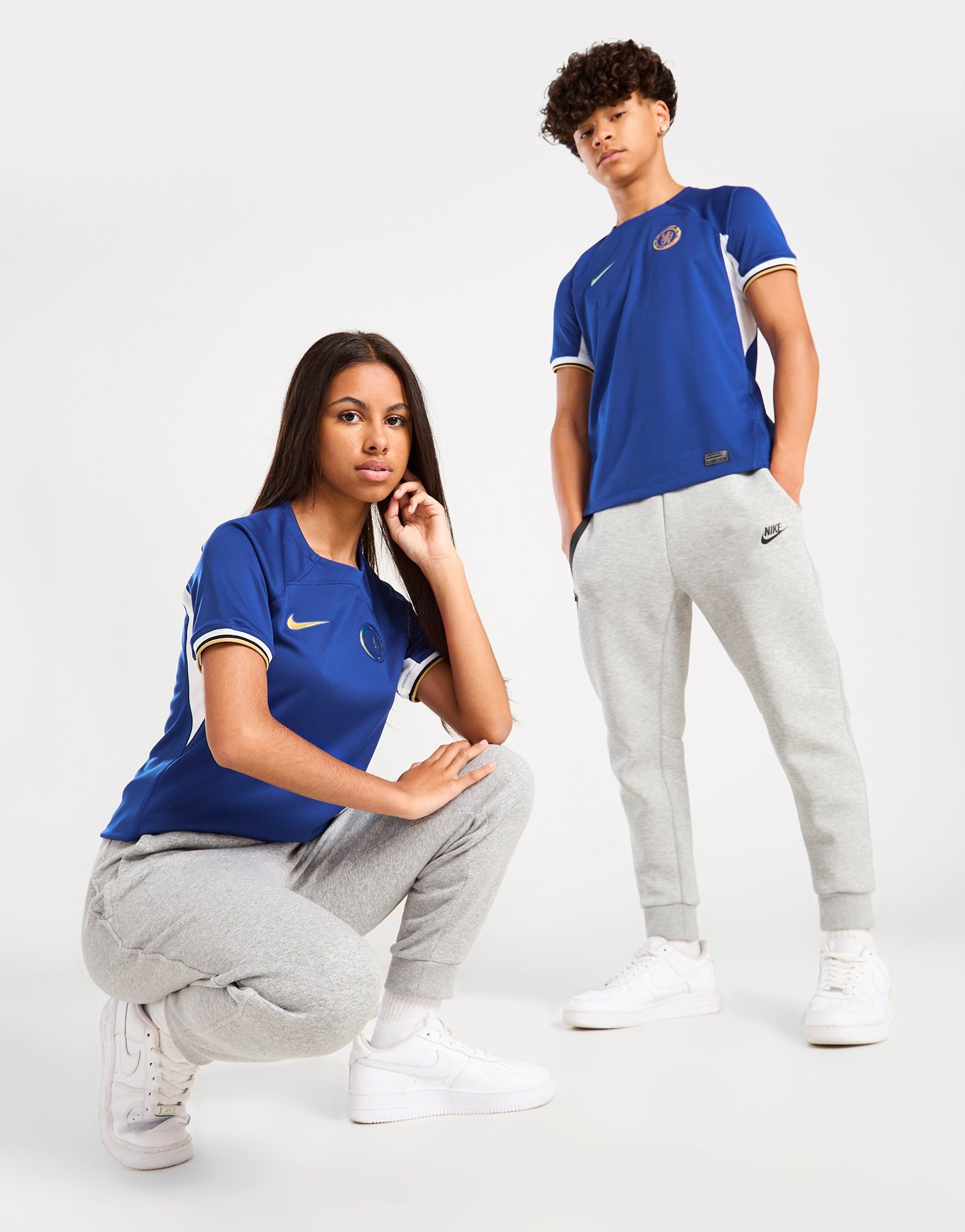 Blue Nike Chelsea FC 2023/24 Home Shirt Junior | JD Sports UK