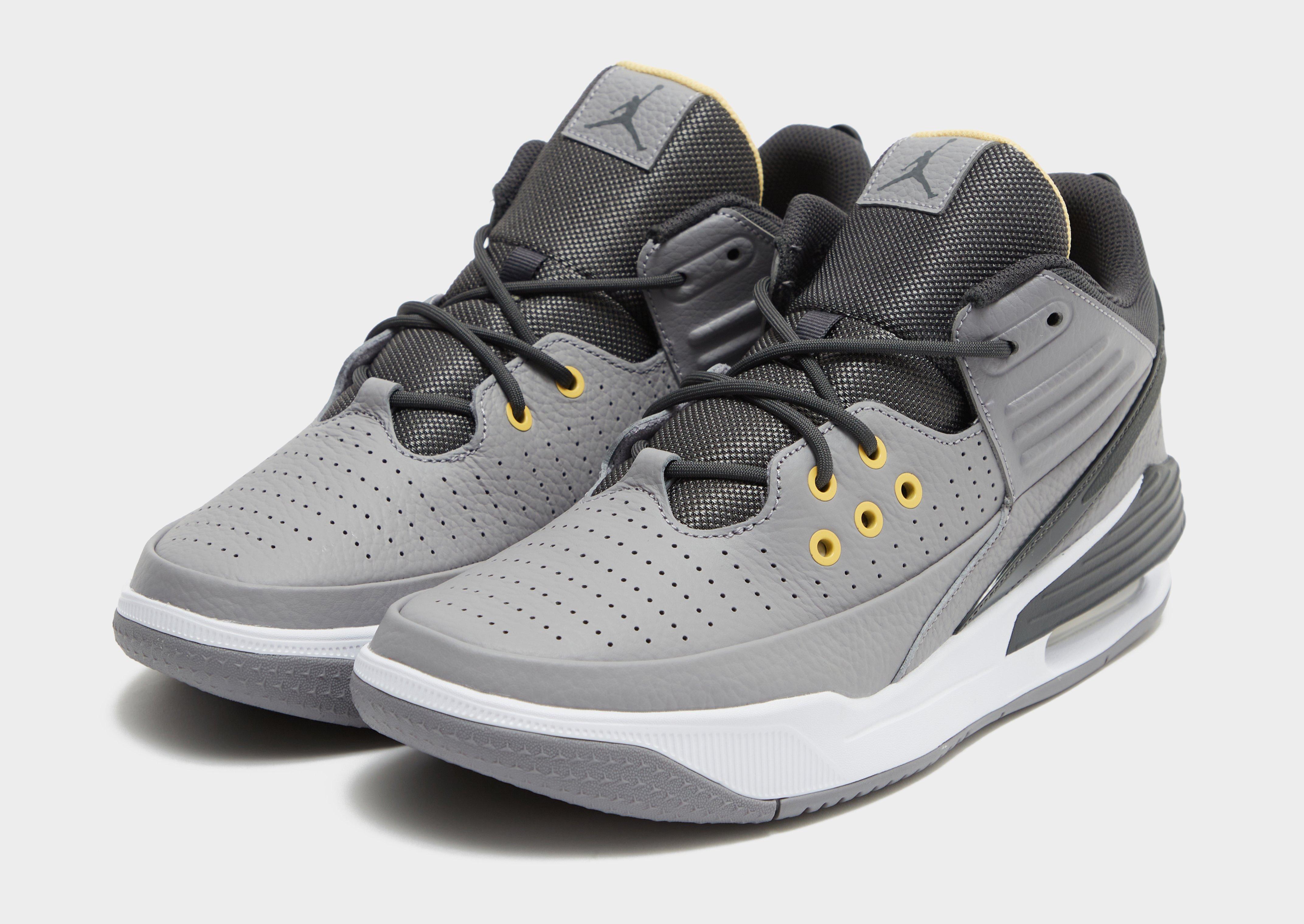 Grey jordan max on sale aura