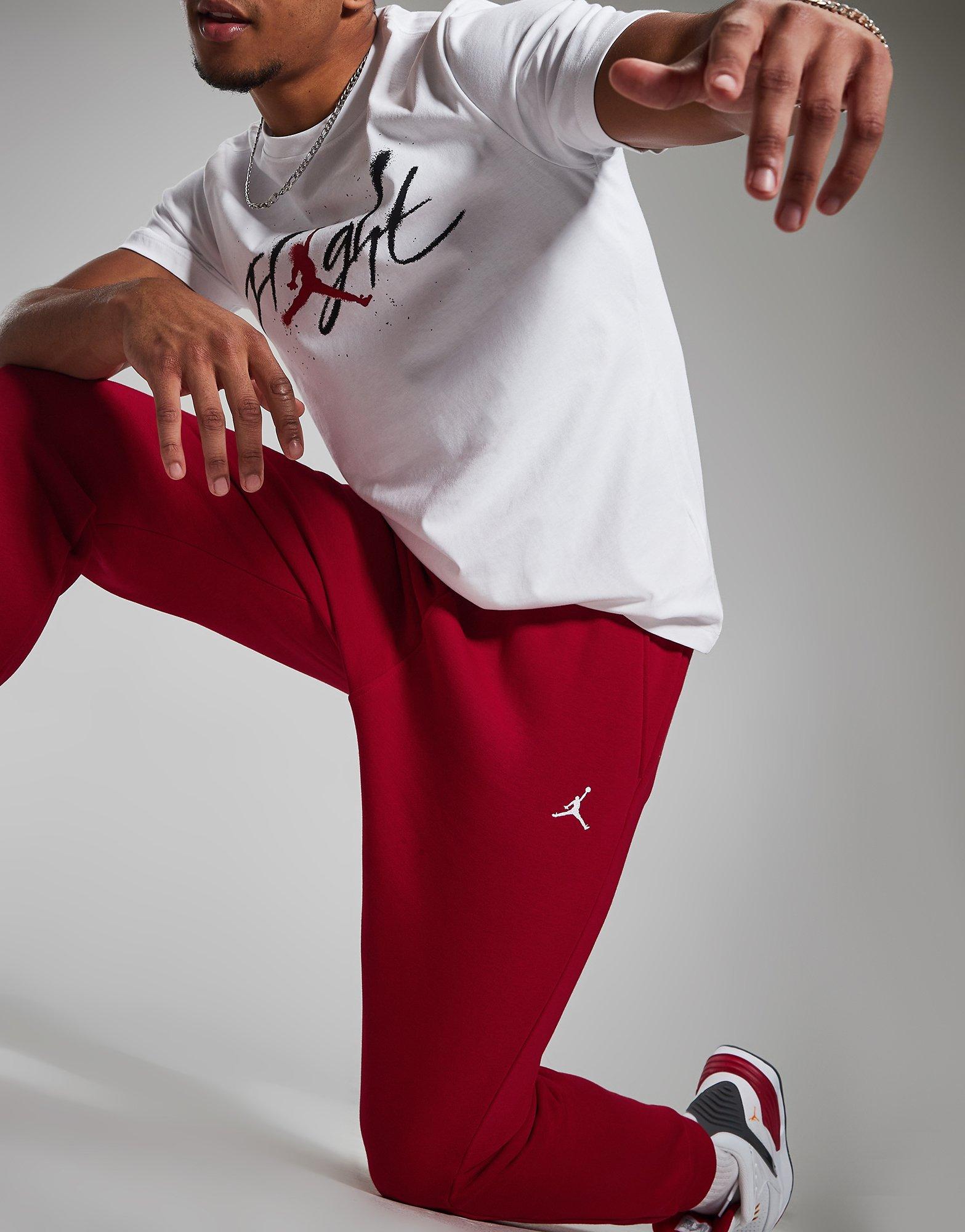 Jordan store joggers red