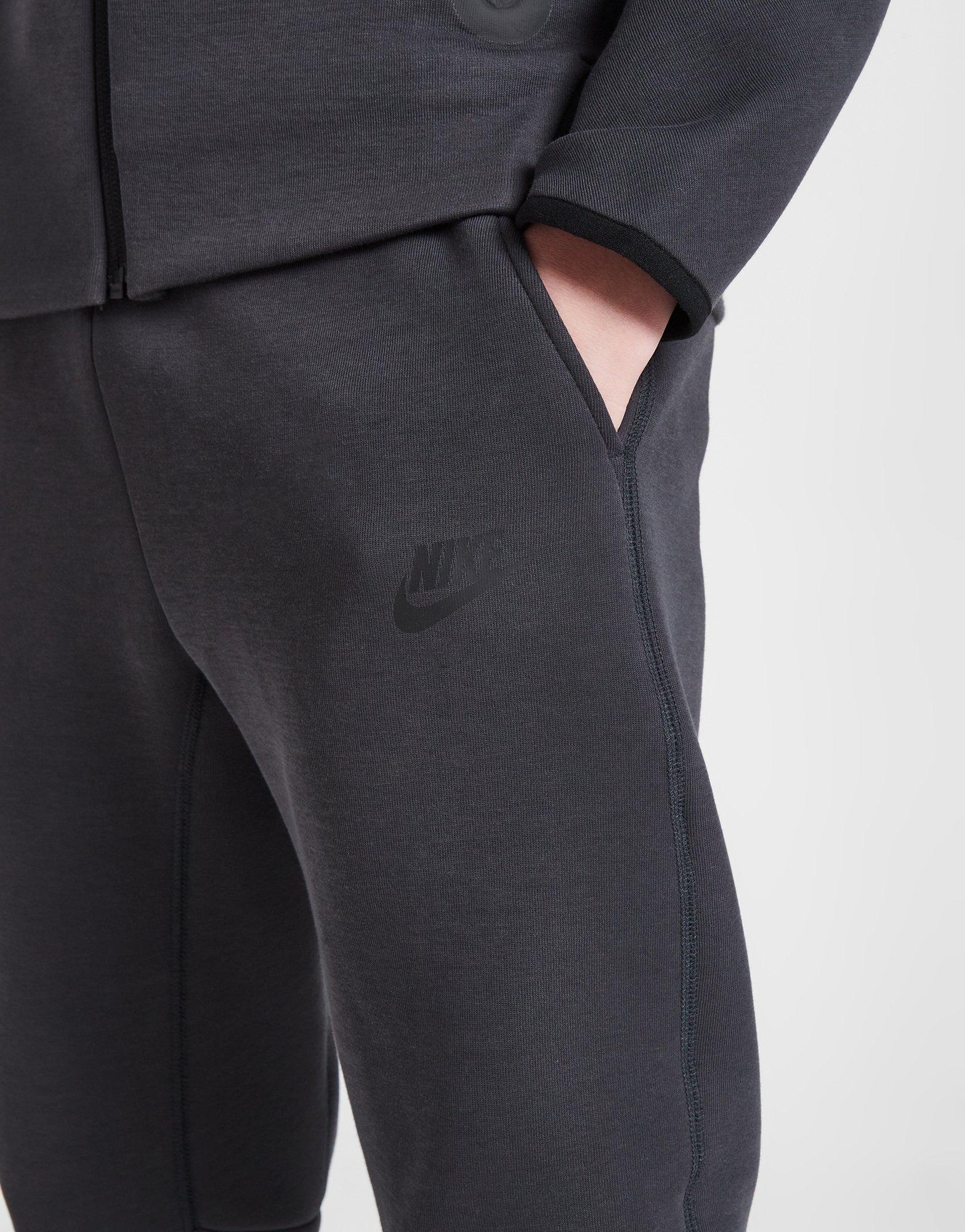 Nike Tech Fleece Junior Joggers - Grey/Black – Footkorner