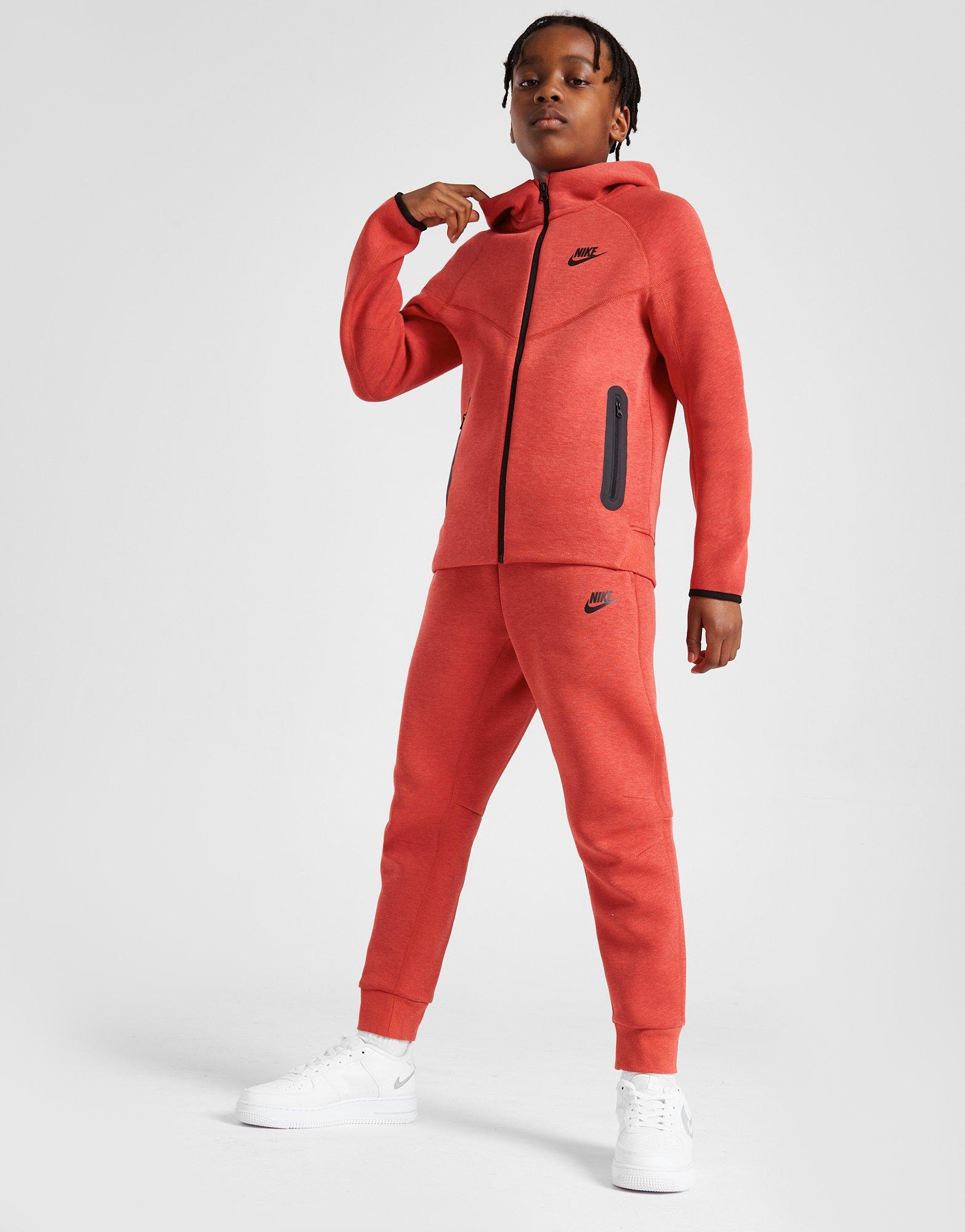 Nike tech fleece online red