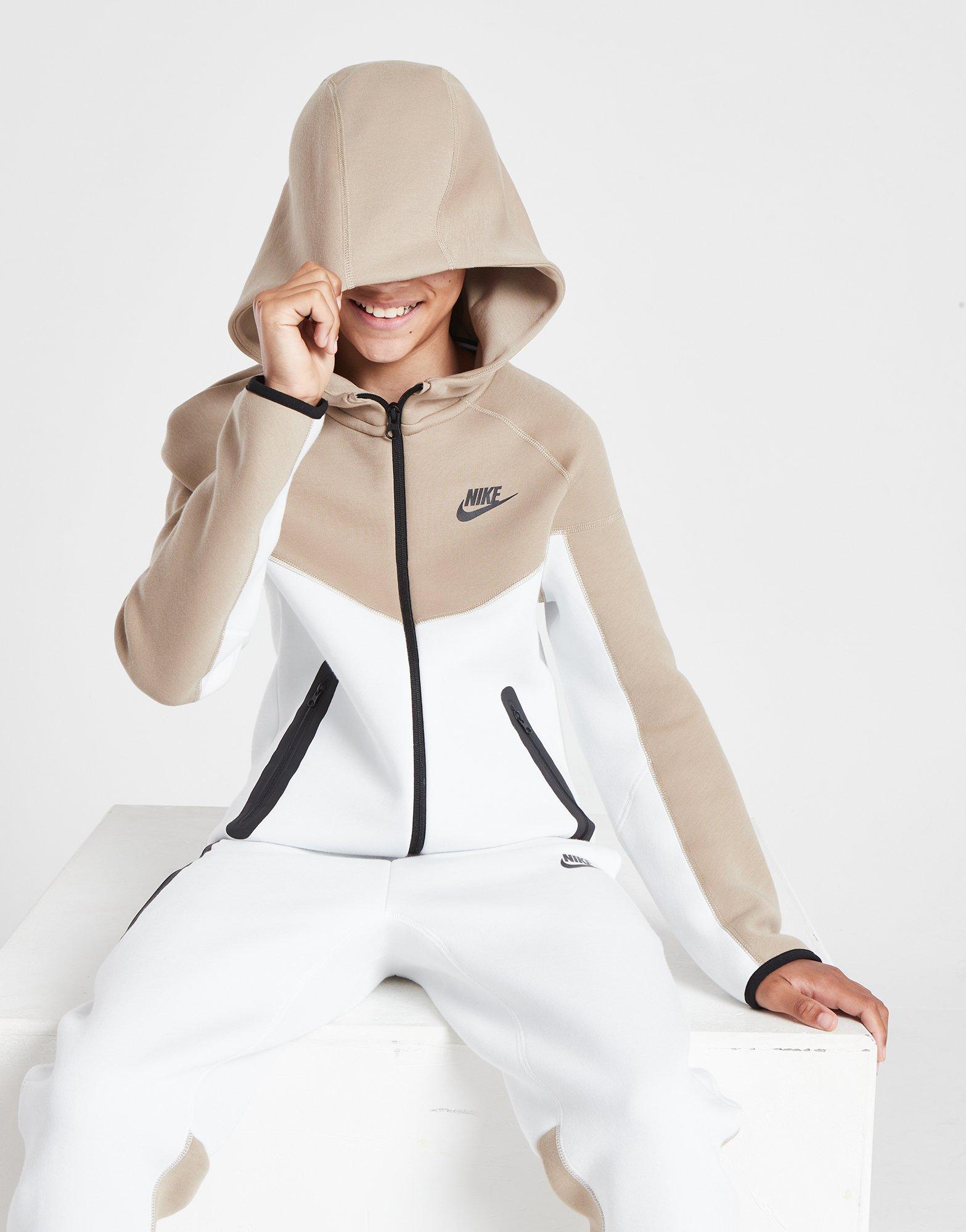 Nike chaqueta con best sale capucha tape full zip