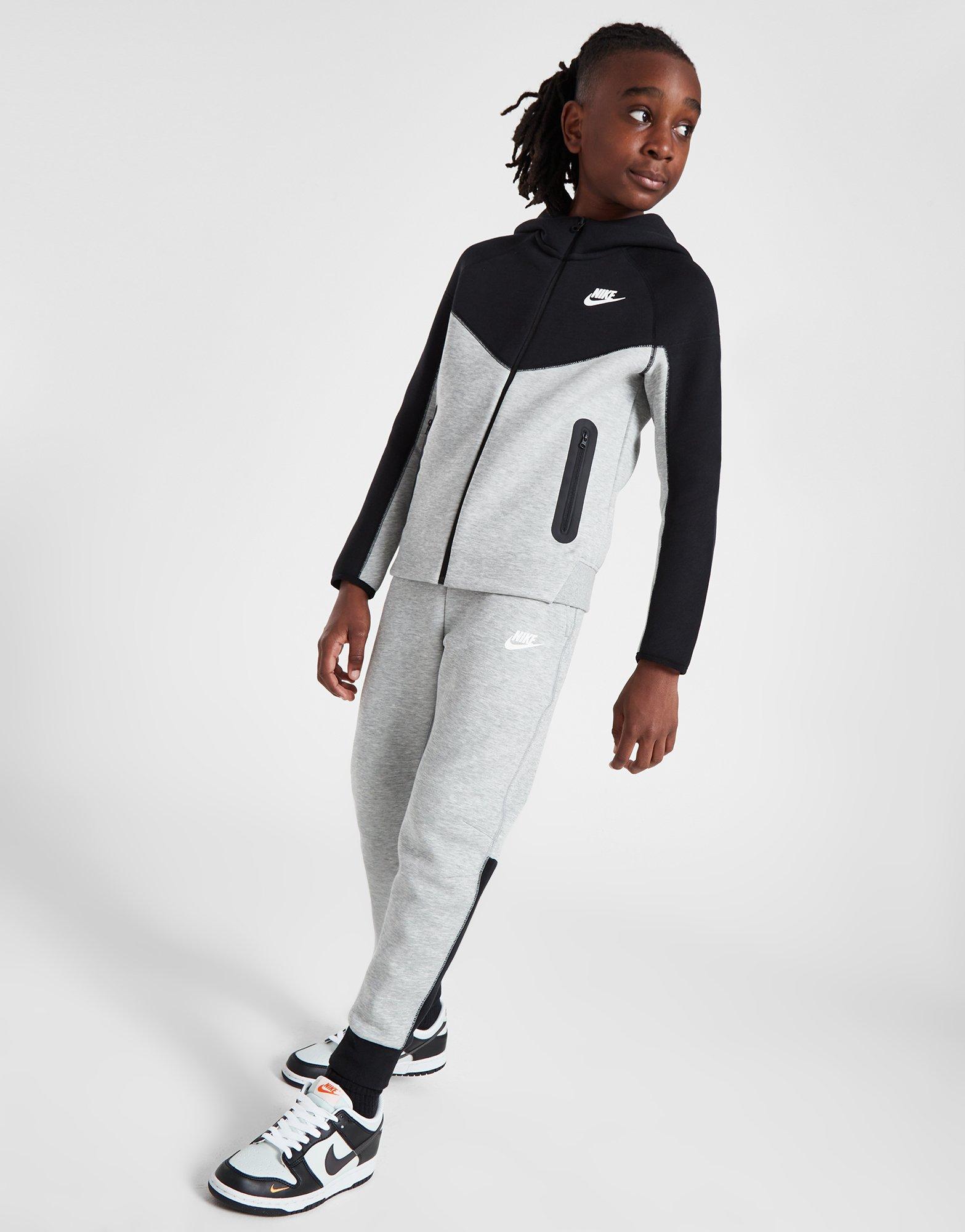 Black Nike Tech Fleece Joggers Junior - JD Sports Global