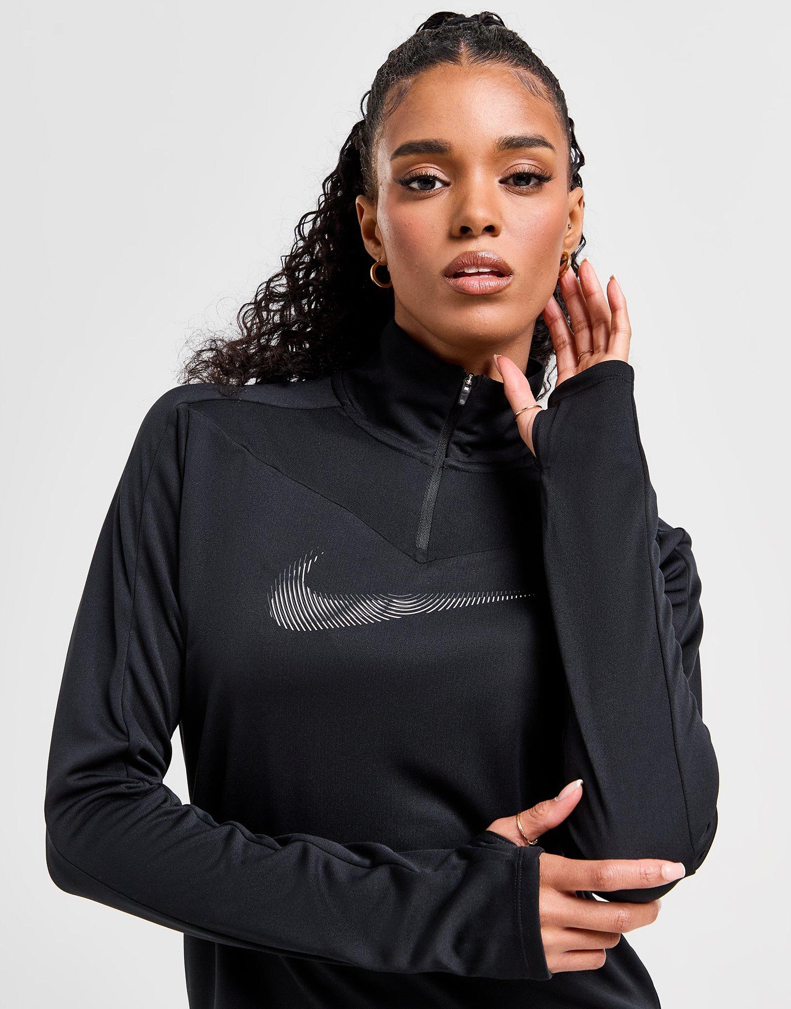 Nike running swoosh half zip top in black sale