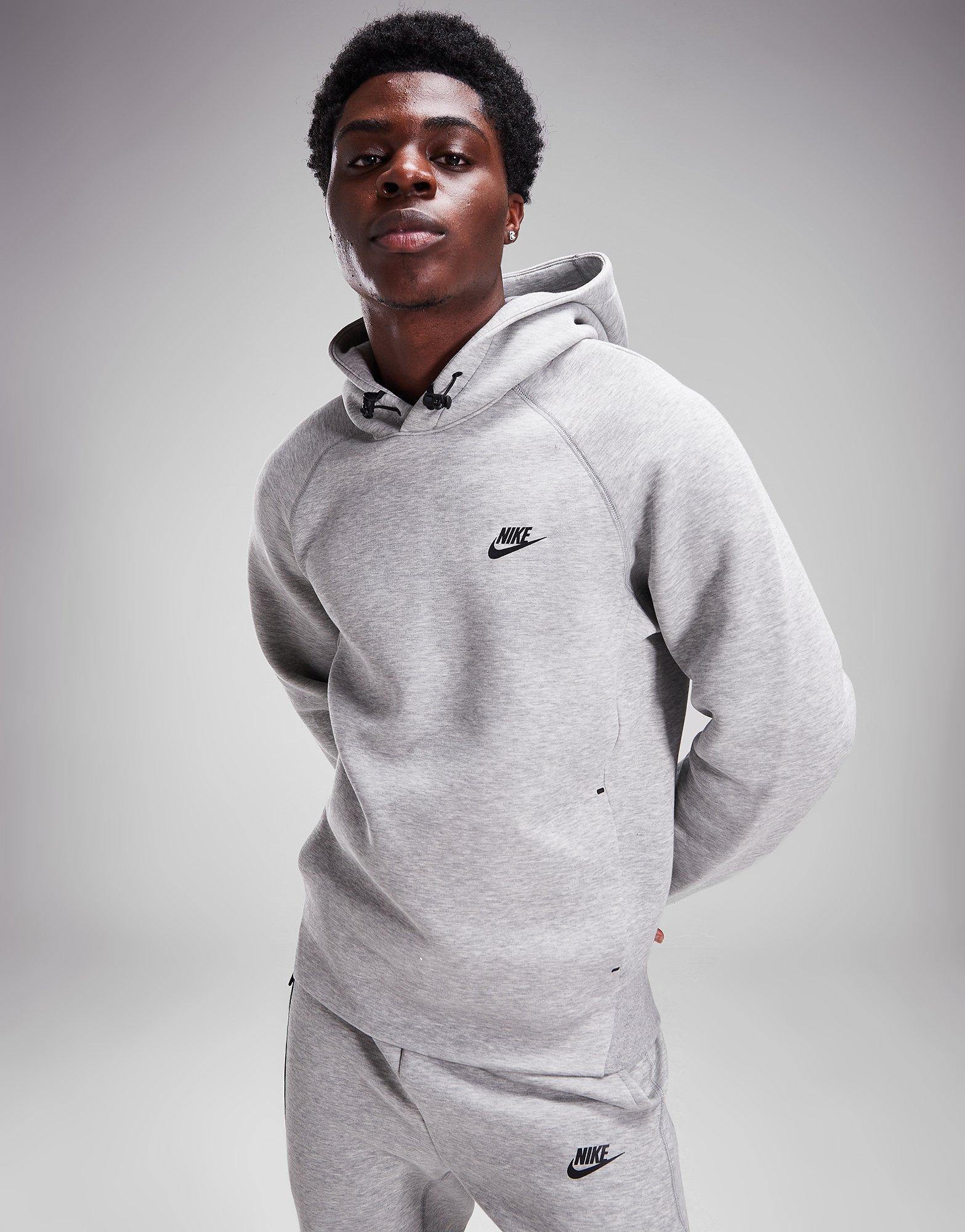 Nike tech fleece 2024 reflective overhead hoodi