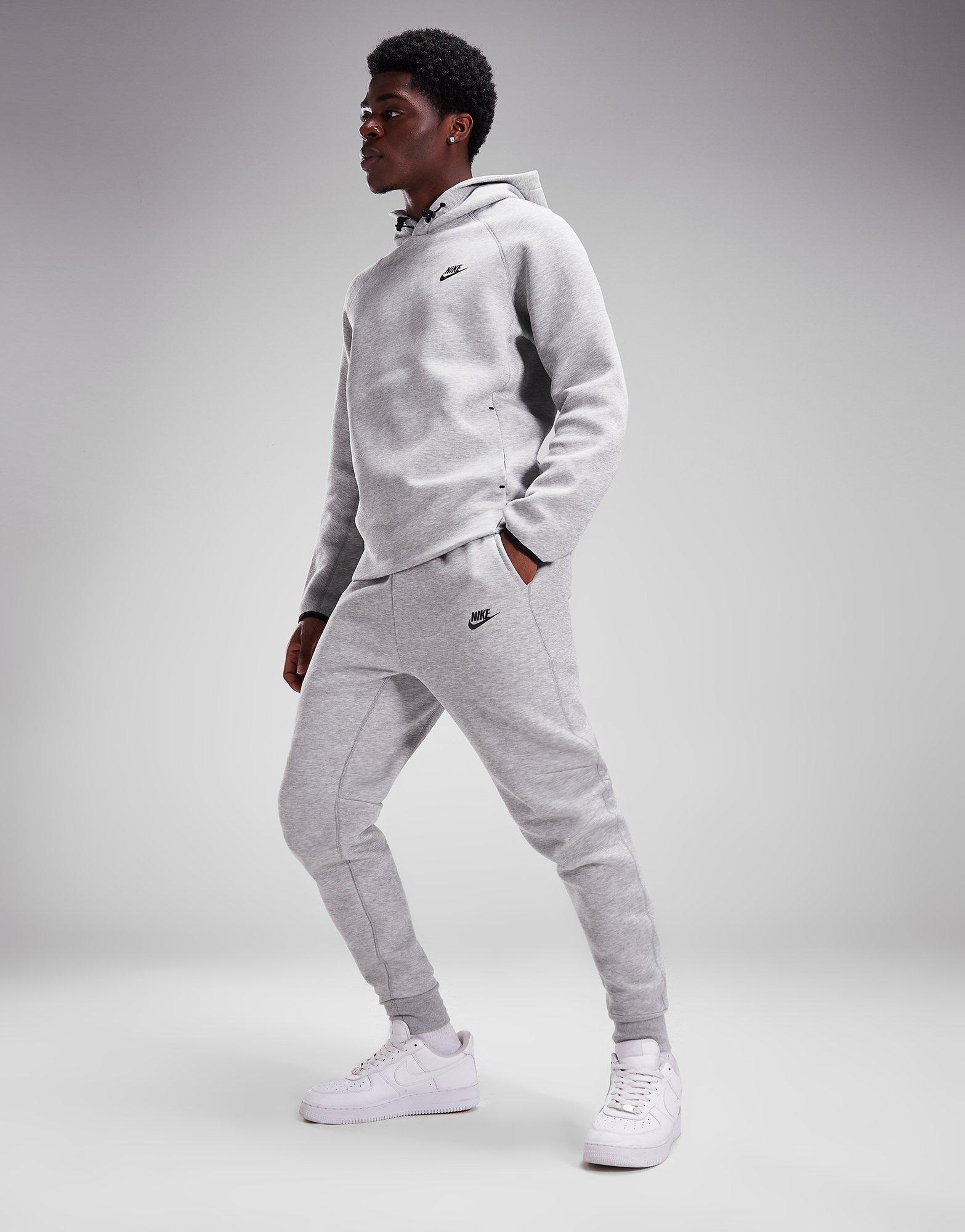 Nike Tech Fleece Overhead Hoodie