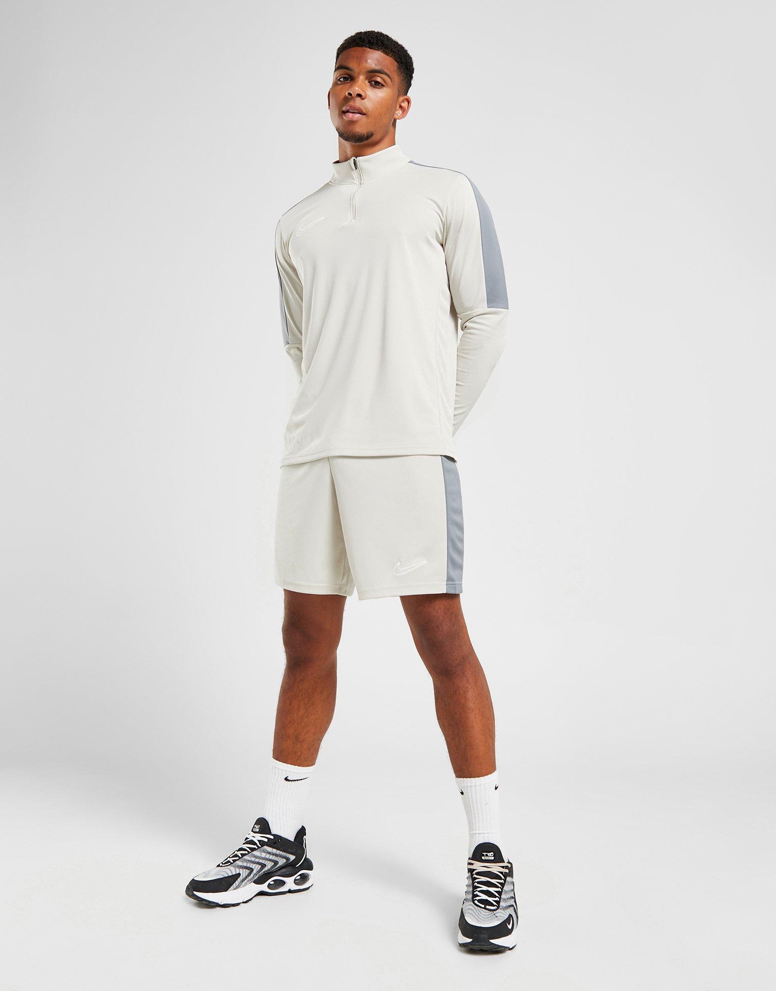 Nike Academy Essential Shorts