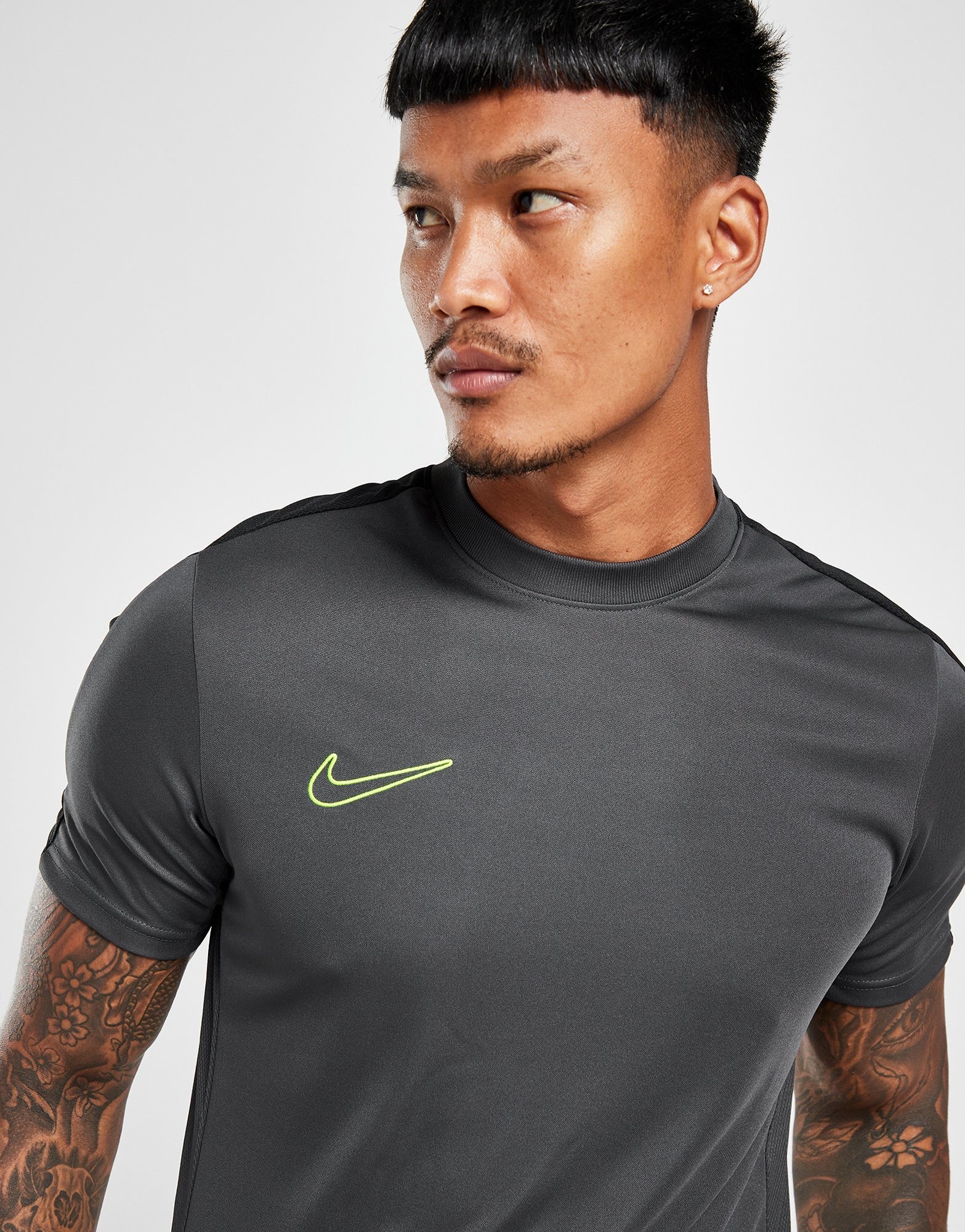 Grey Nike Academy Essential T-Shirt - JD Sports Ireland