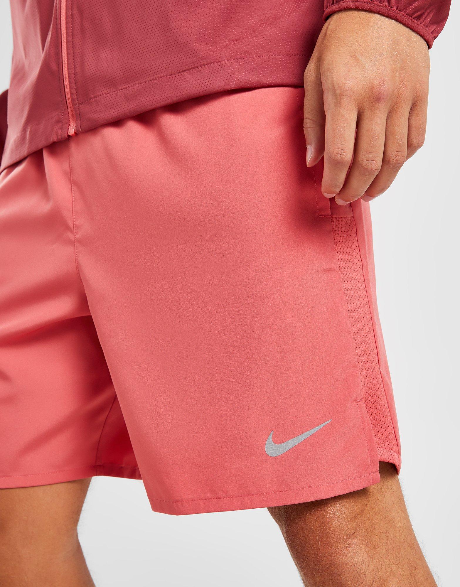 Nike Challenger 7" Shorts