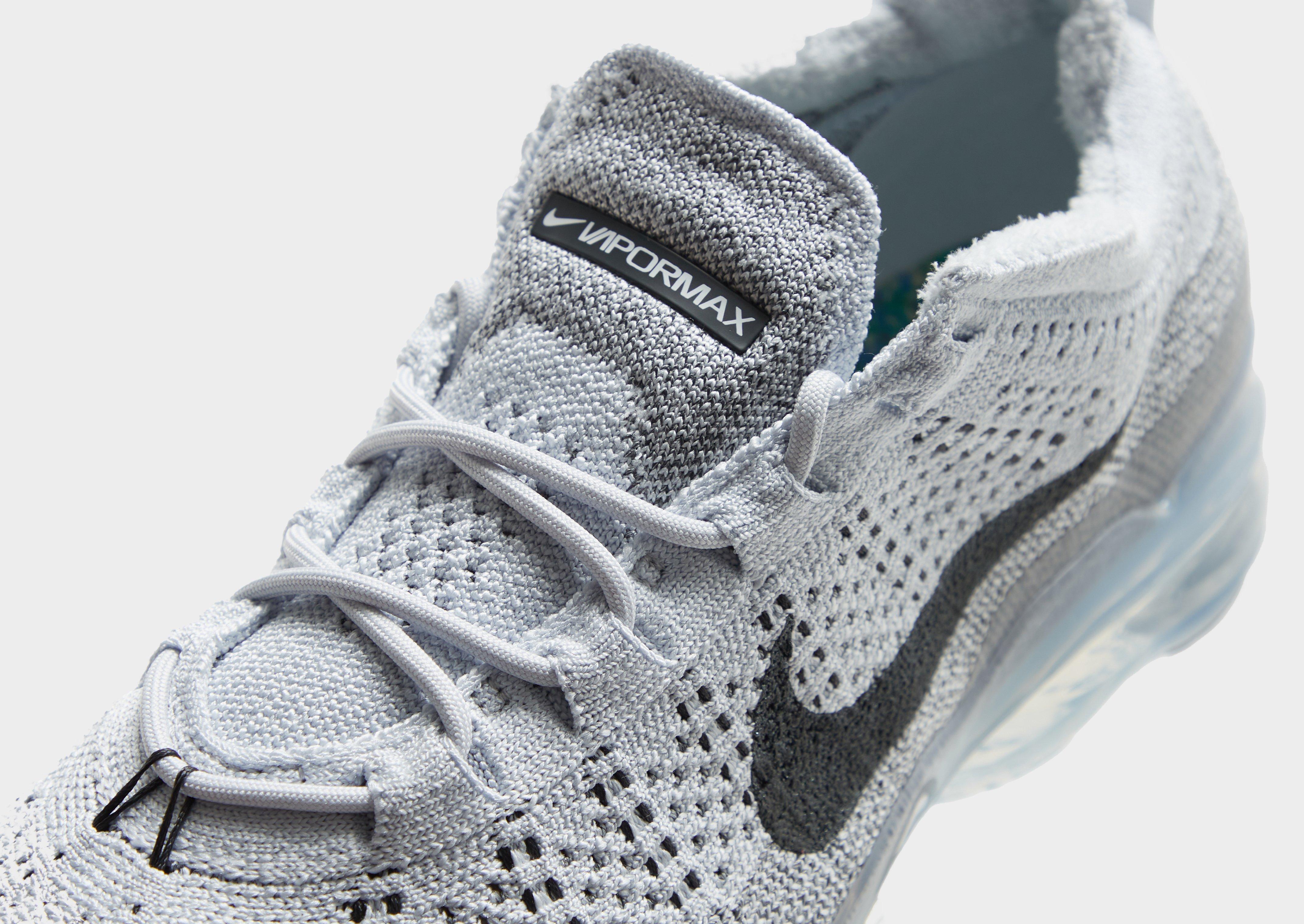 Vapormax hot sale grey flyknit