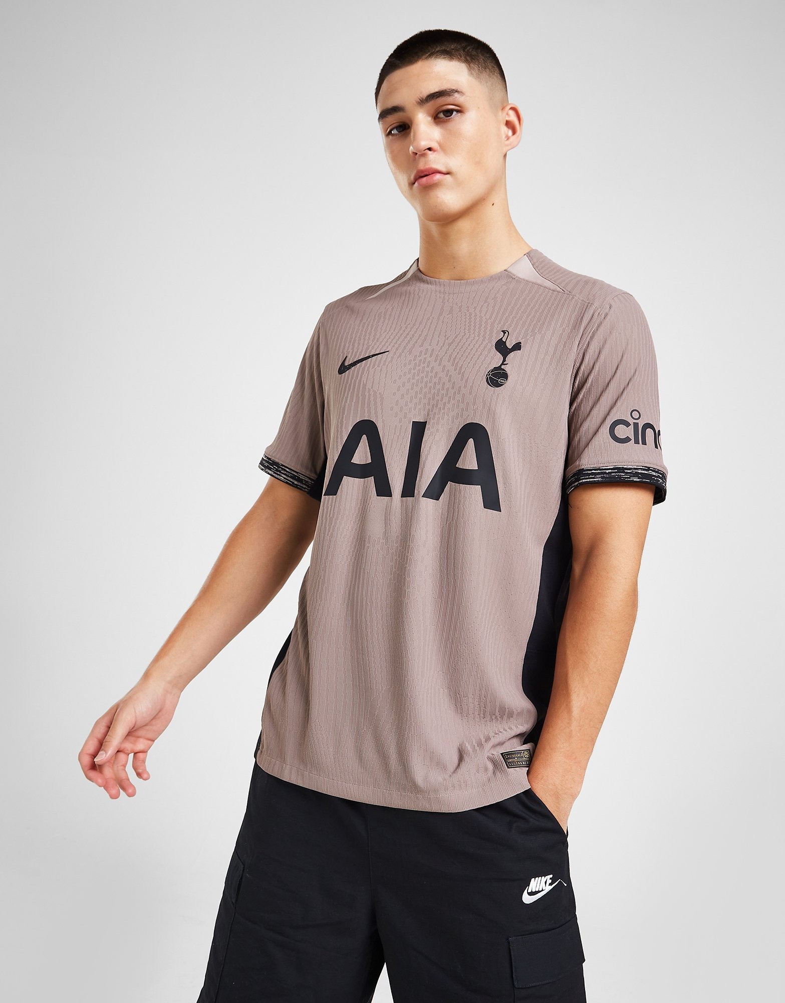 Nike Little Kids Tottenham Hotspur Home Kit 2023/24, Size 4/5