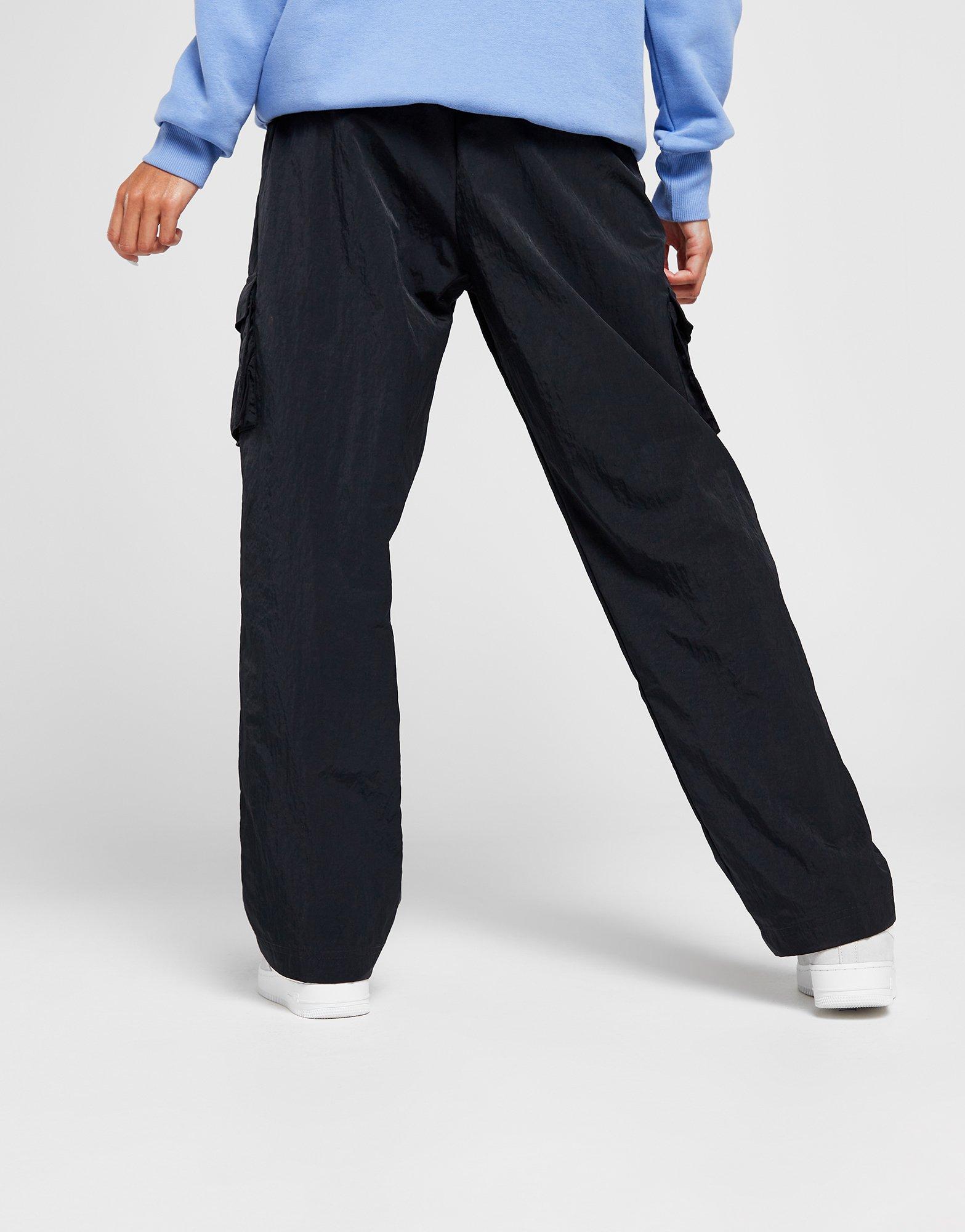 Nike Essential Woven Cargo Pants