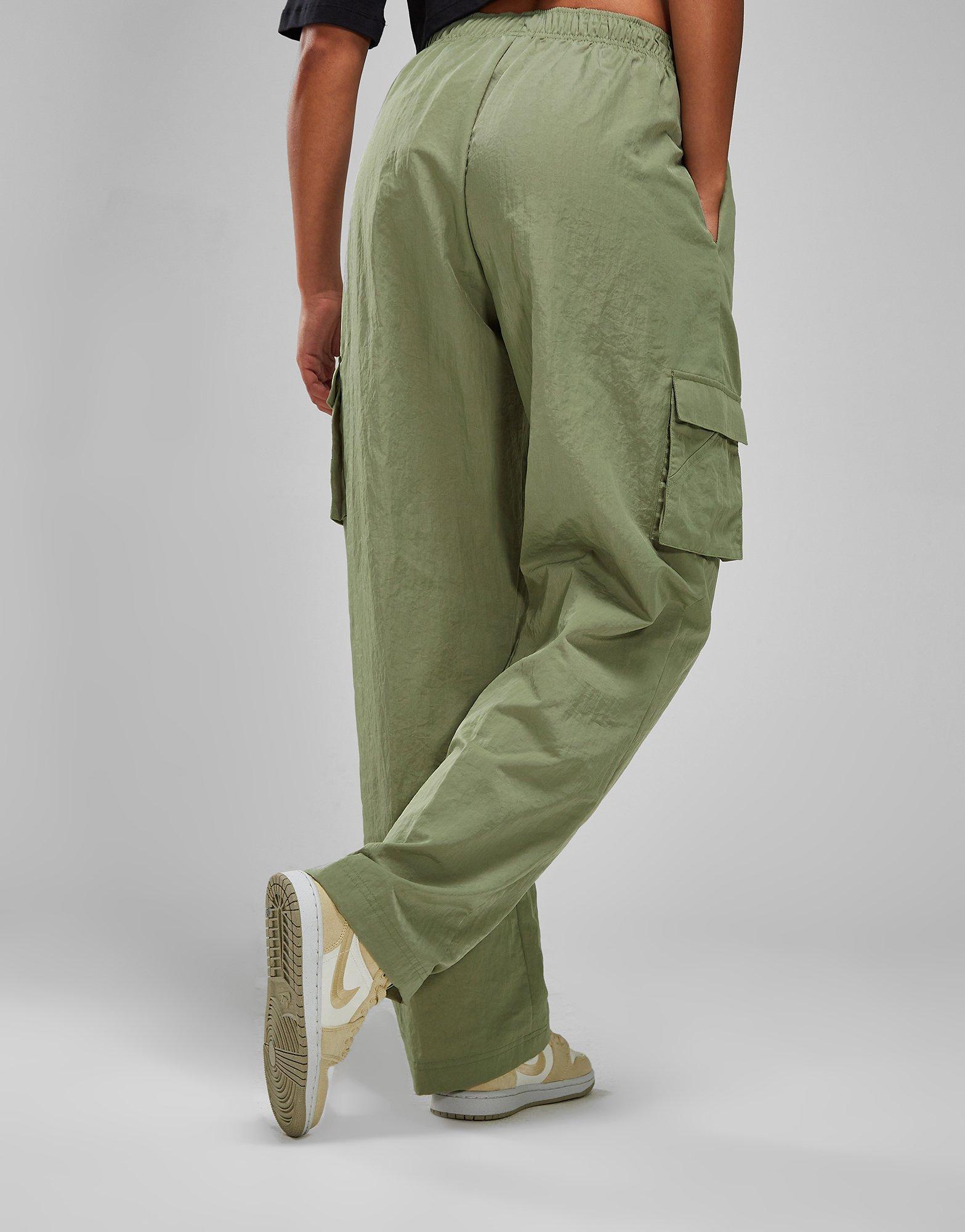 Nike Essential Woven Cargo Pants