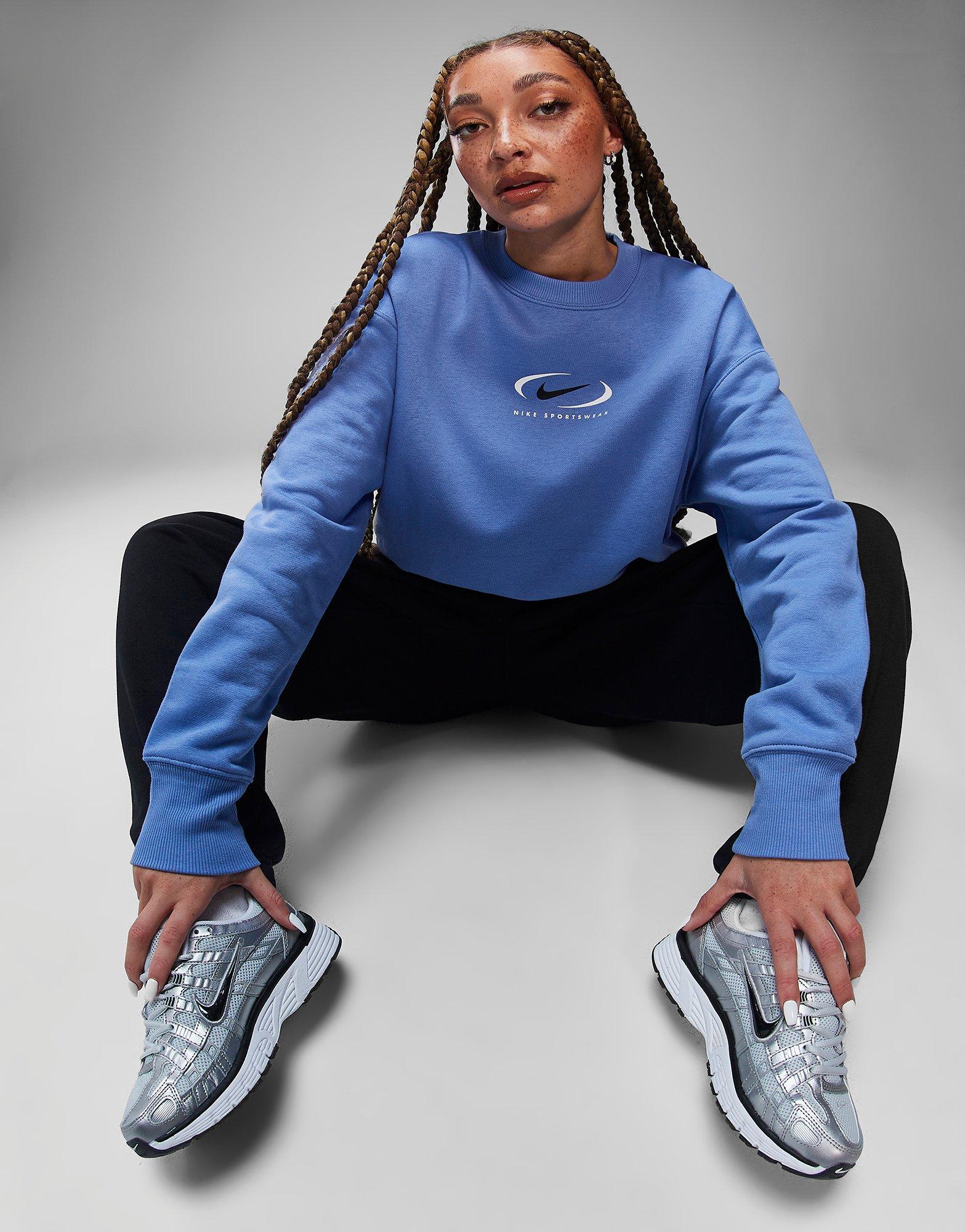 Nike Sportswear Swoosh Oversized Crew Sweatshirt