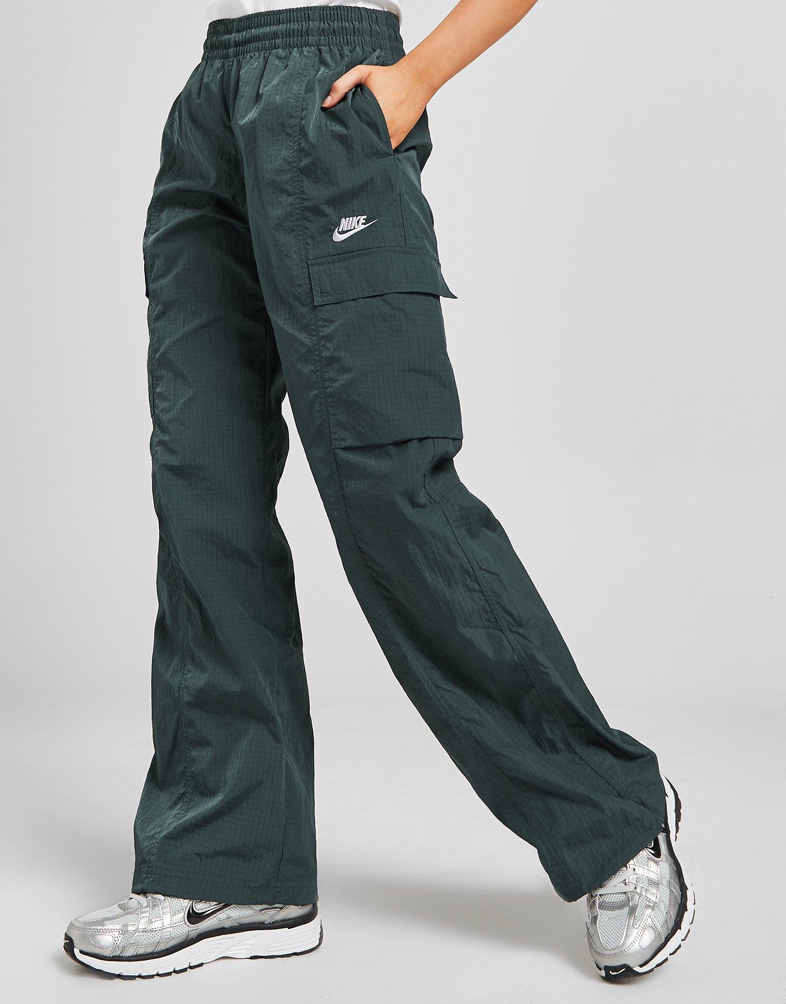 Nike Utility Cargo Pants