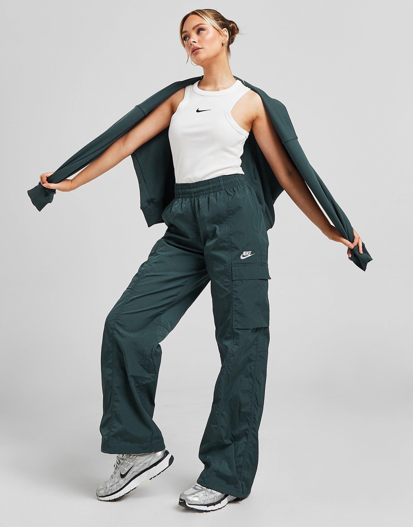 Nike Utility Cargo Pants