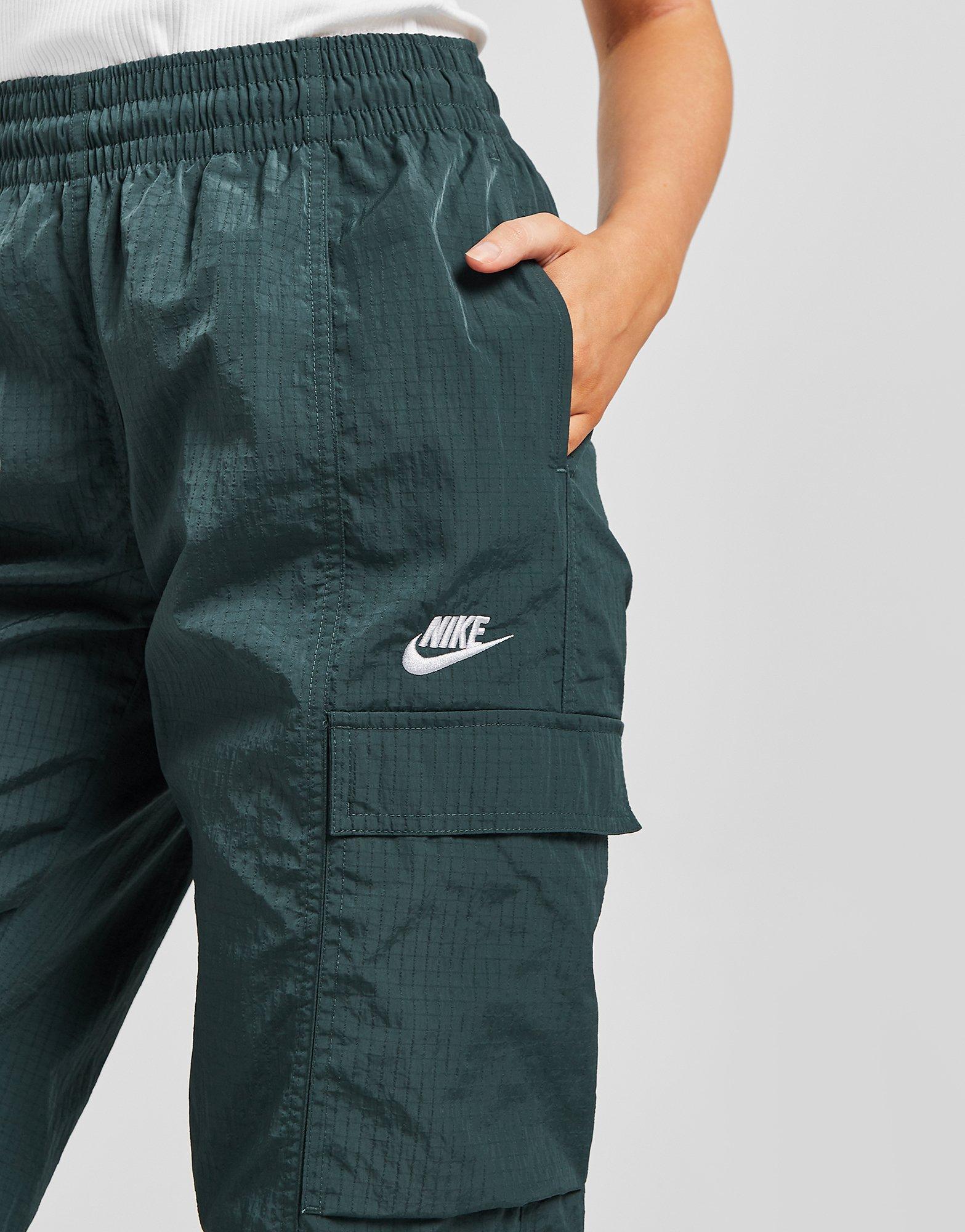 Nike Utility Cargo Pants