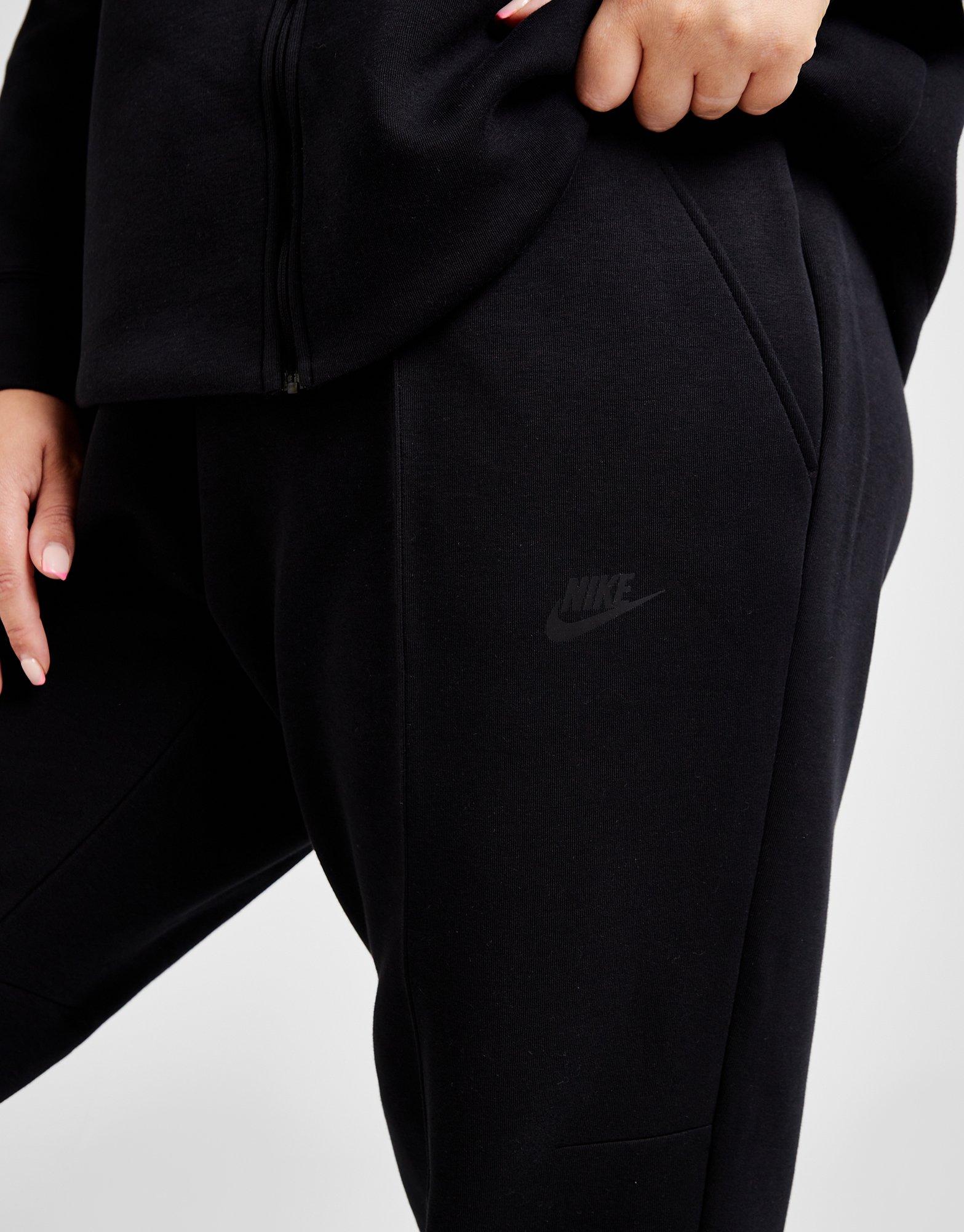 Nike Tech Fleece Plus Size Joggers